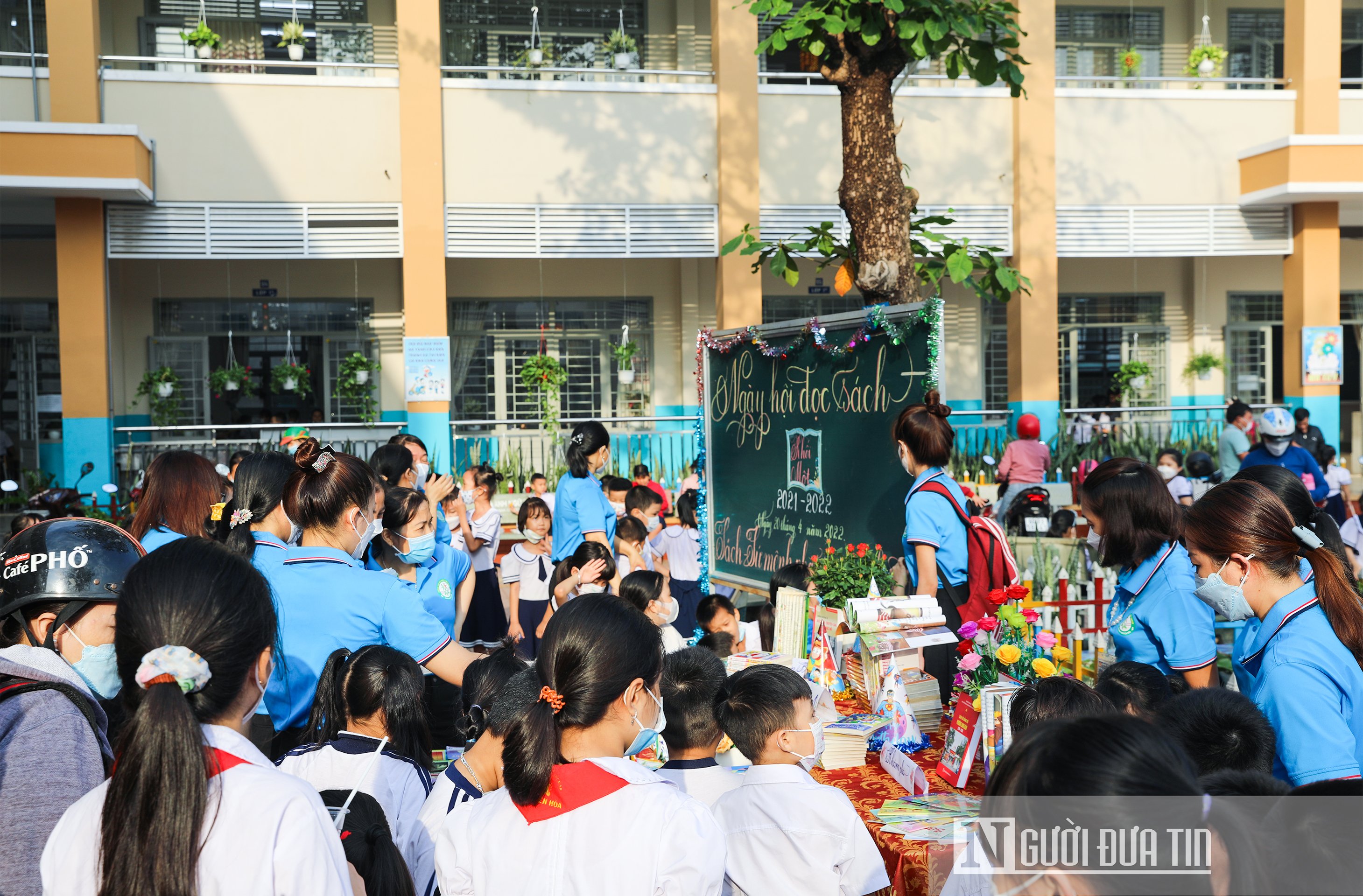 Giáo dục - Đồng Nai: Học sinh nô nức tham gia ngày hội sách và Văn hóa đọc (Hình 8).