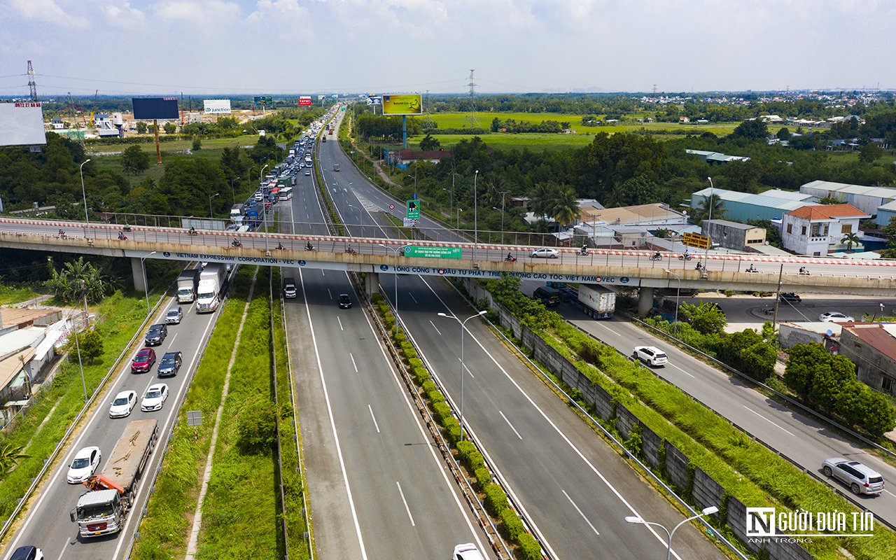 Dân sinh - Cao tốc Tp.HCM - Long Thành - Dầu Giây ùn tắc sau 3 ngày vận hành thu phí không dừng (Hình 6).