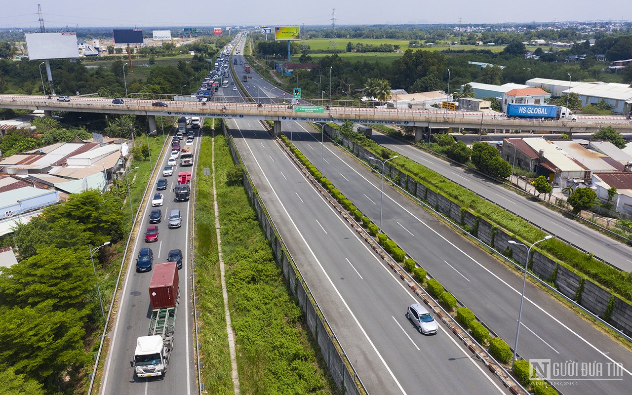 Dân sinh - Cao tốc Tp.HCM - Long Thành - Dầu Giây ùn tắc sau 3 ngày vận hành thu phí không dừng (Hình 2).