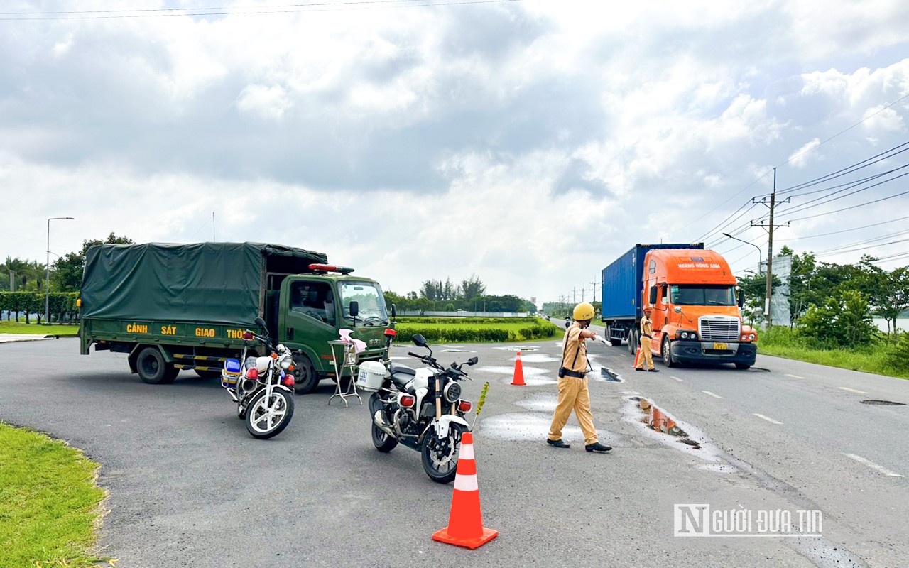 Dân sinh - Đồng Nai: Tổng kiểm soát ô tô kinh doanh vận tải từ ngày 1/8