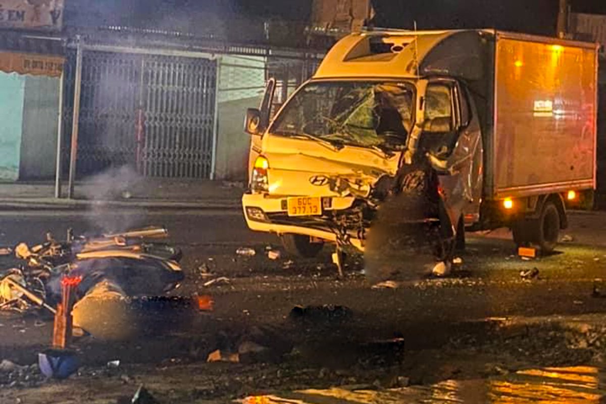 Dân sinh - Đồng Nai: Xe tải va chạm với xe máy khiến 3 người tử vong 