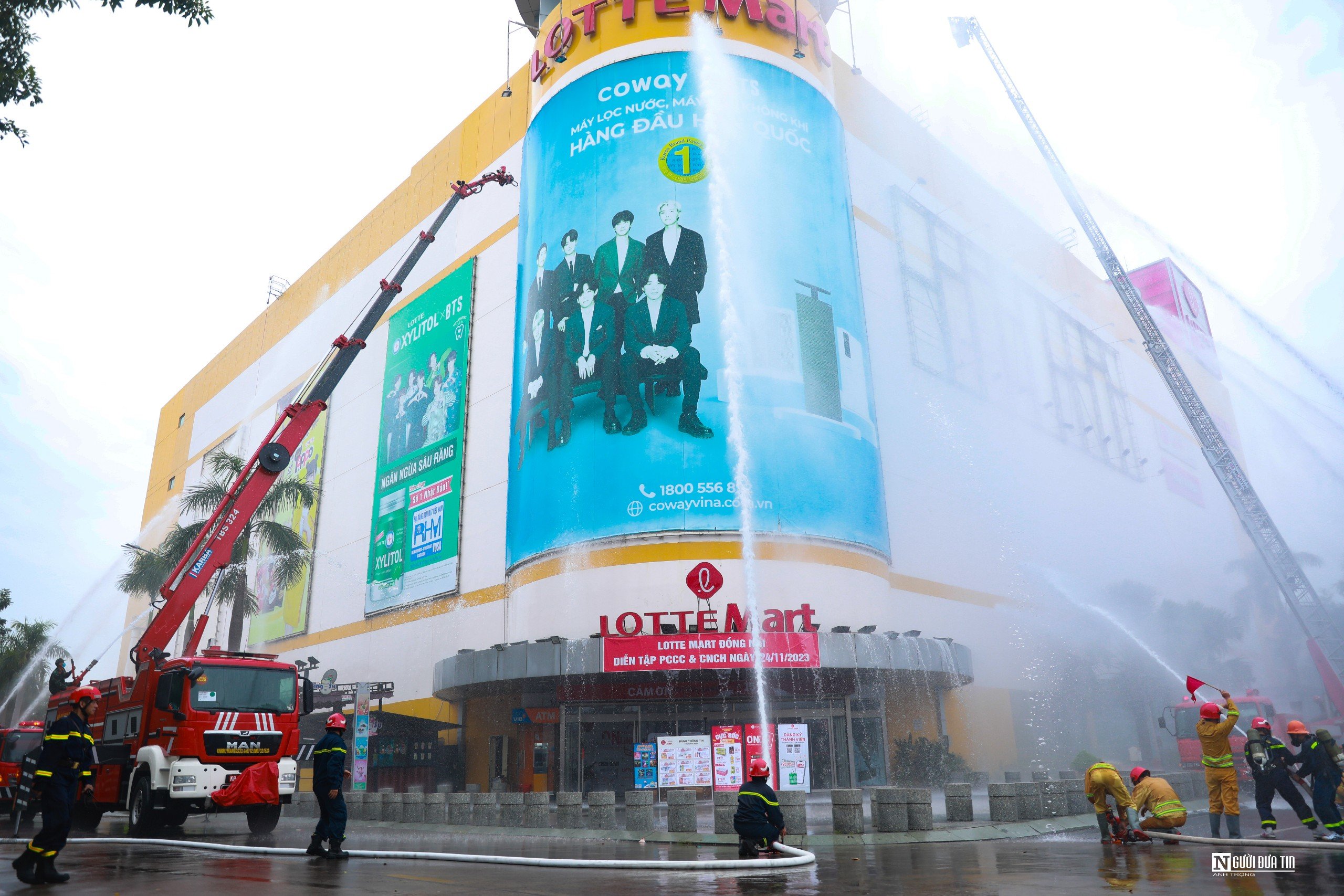 Dân sinh - Đồng Nai: Diễn tập chữa cháy tại Trung tâm thương mại Lotte Mart