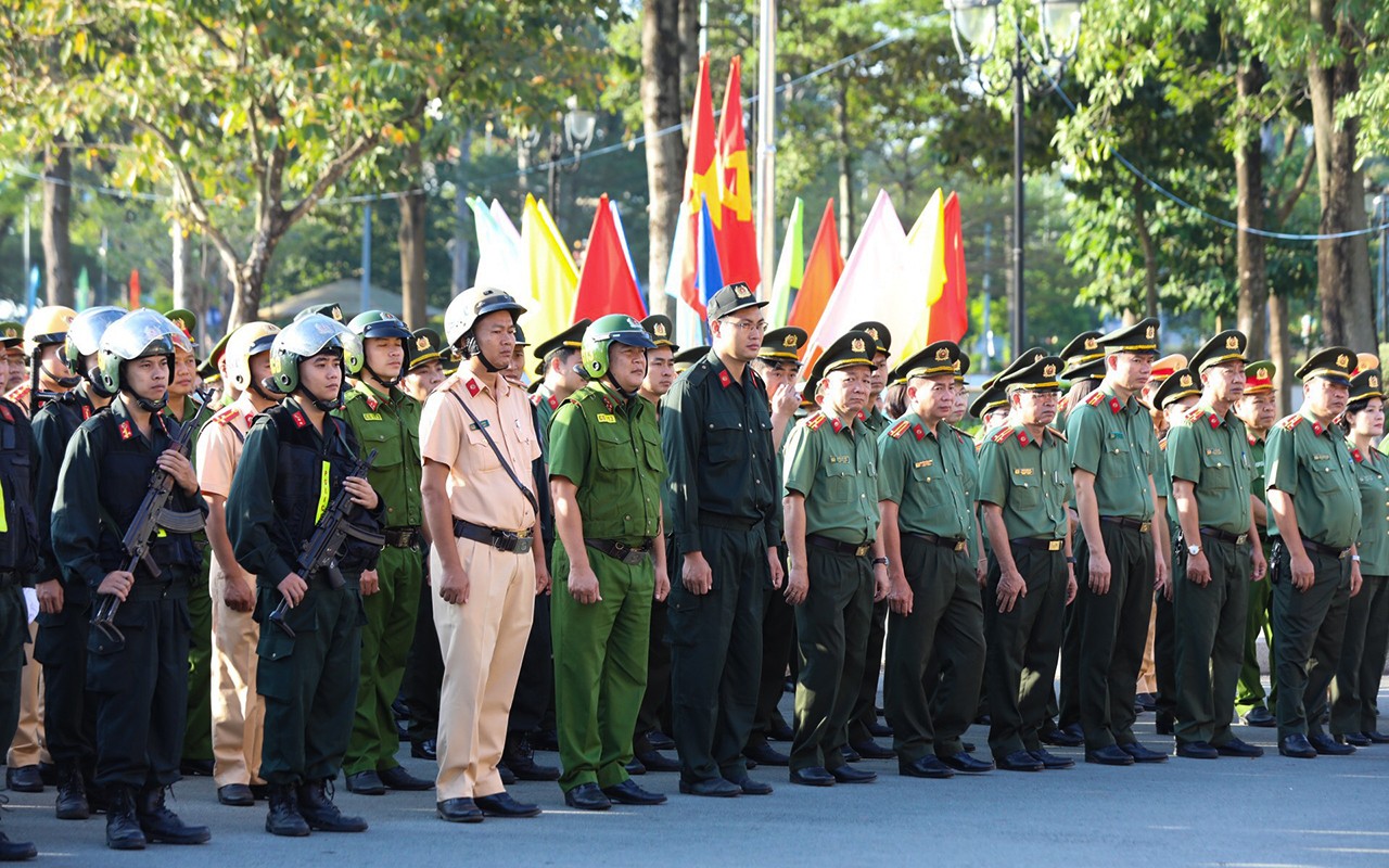 An ninh - Hình sự - Đồng Nai: Ra quân trấn áp tội phạm đảm bảo ANTT Tết Nguyên Đán  (Hình 4).