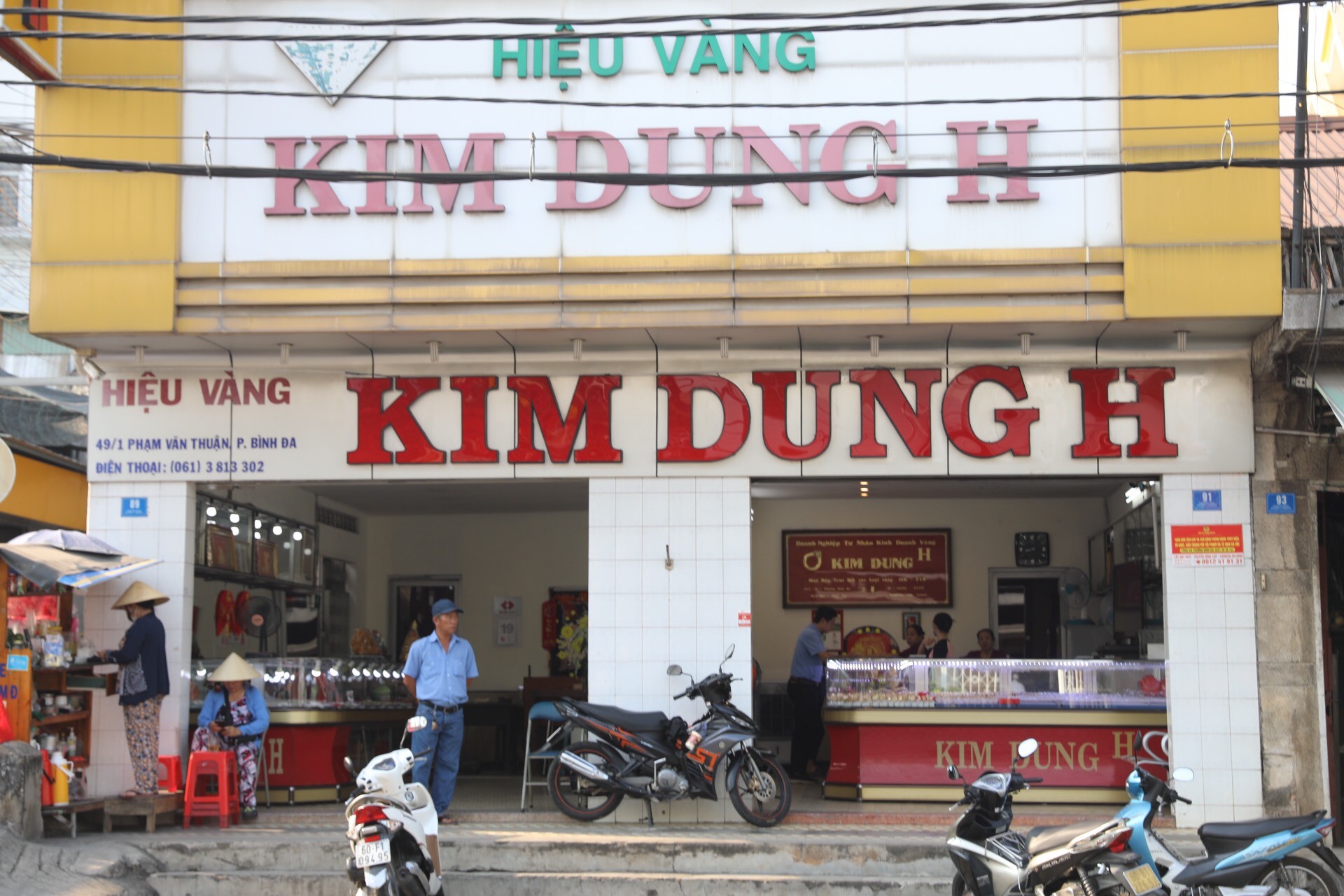 Tiêu dùng & Dư luận - Đồng Nai: Khách mua vàng thưa vắng trong ngày vía Thần tài (Hình 11).