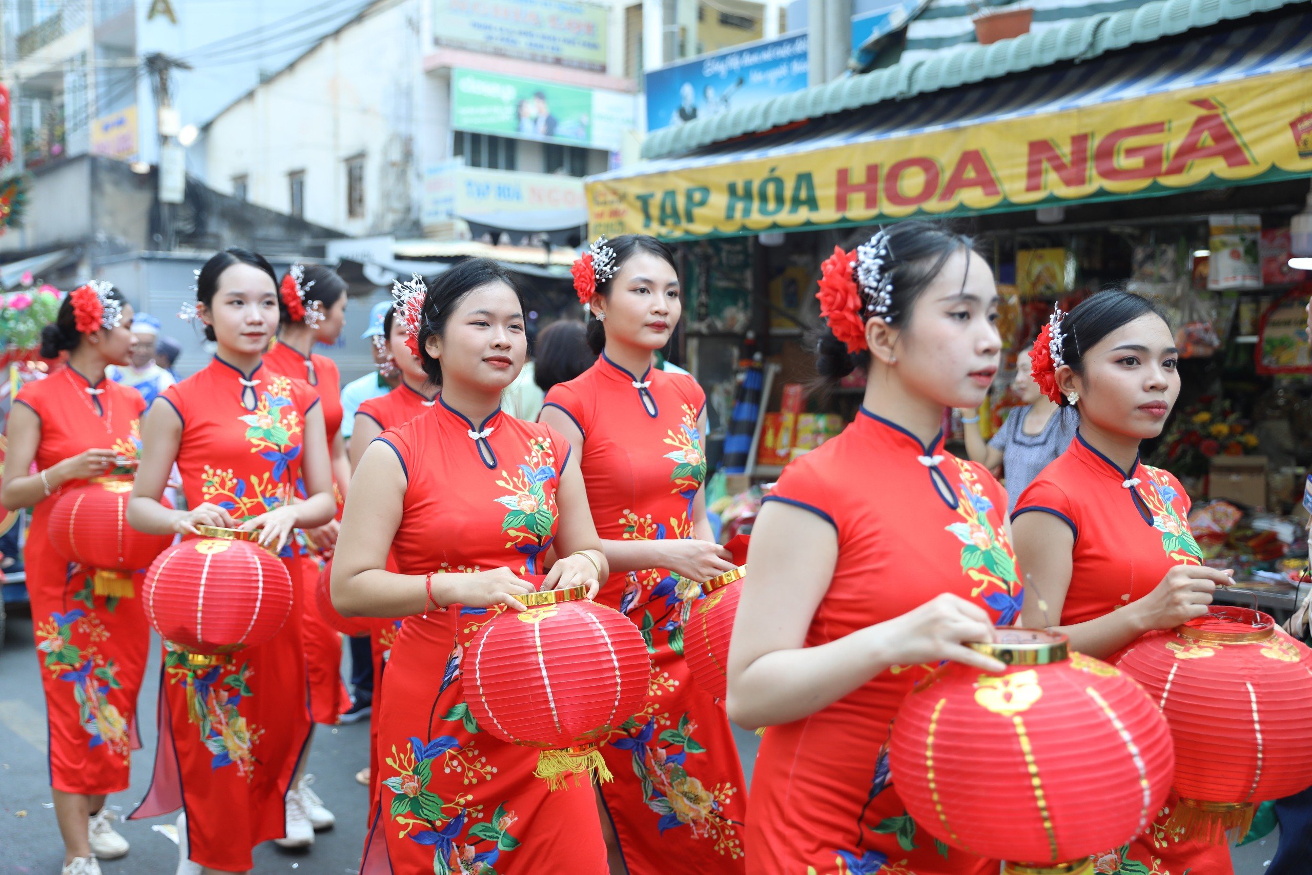 Văn hoá - Đồng Nai: Độc đáo Lễ nghinh thần trên sông và đường phố Biên Hoà  (Hình 9).