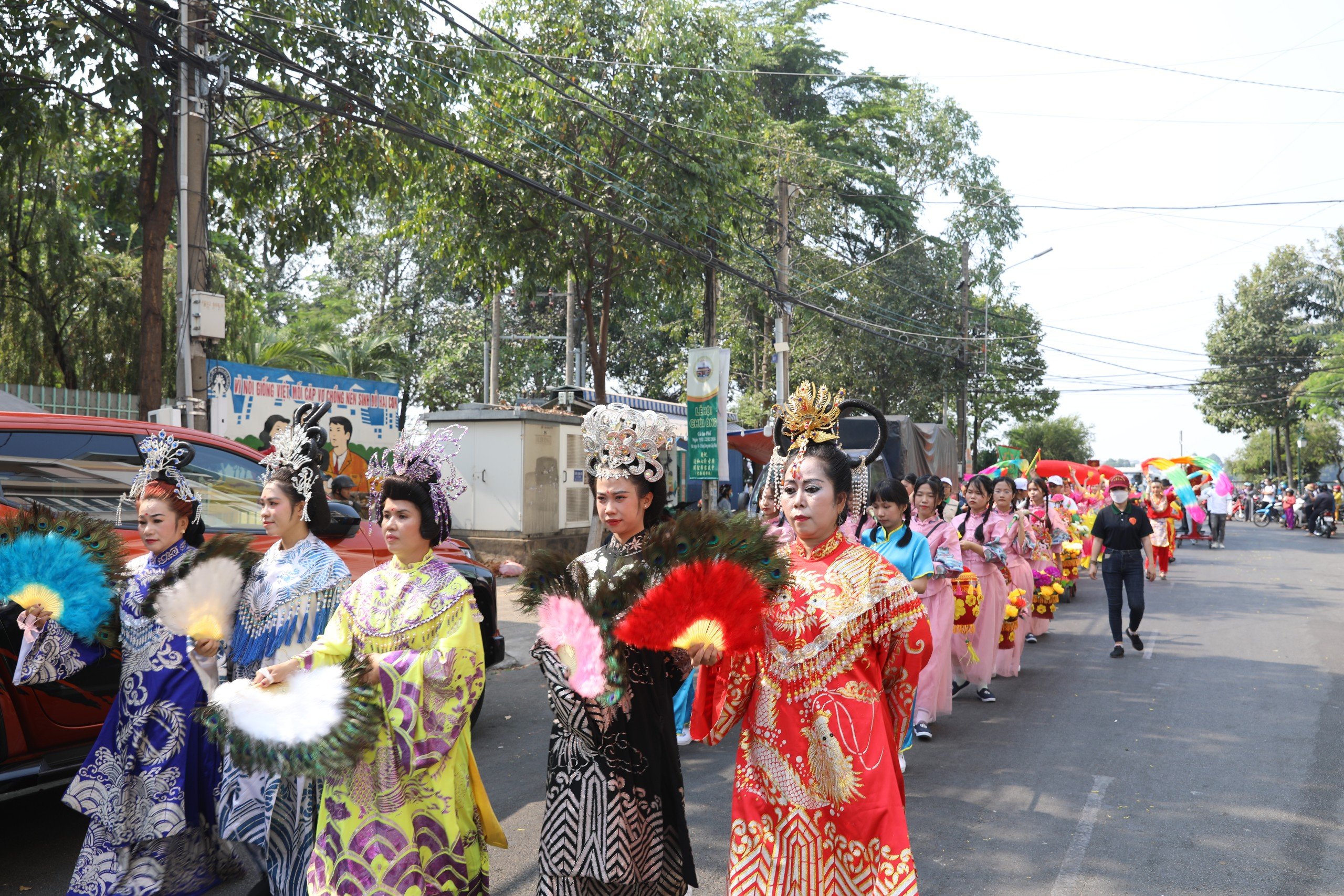 Văn hoá - Đồng Nai: Độc đáo Lễ nghinh thần trên sông và đường phố Biên Hoà  (Hình 6).