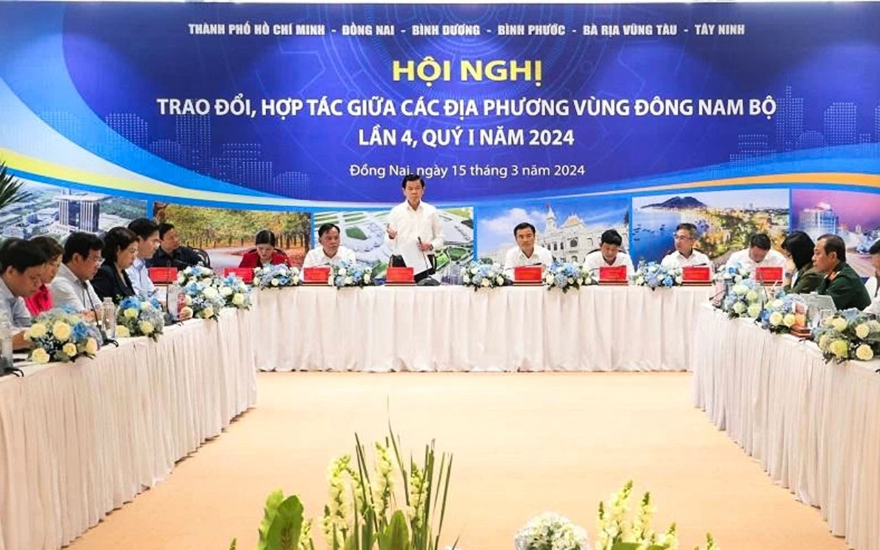 Kinh tế vĩ mô - Các địa phương Đông Nam Bộ tăng cường hoàn thiện hệ thống giao thông liên kết vùng