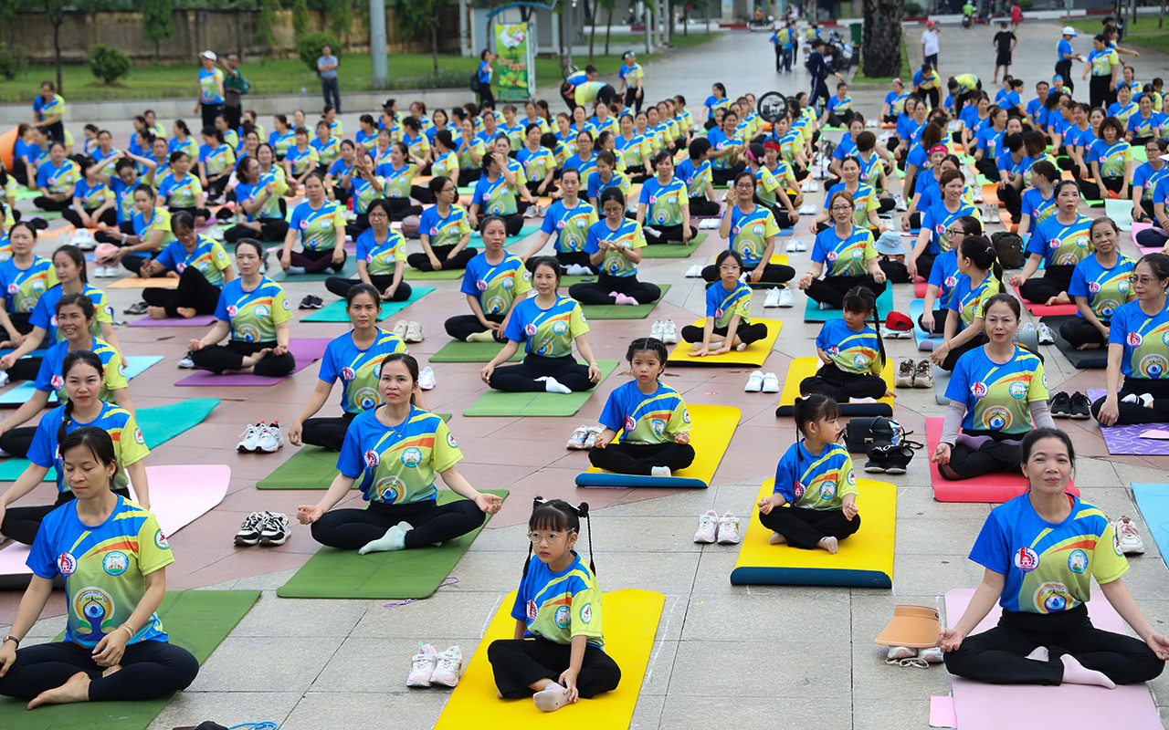 Dân sinh - Đồng Nai:  Sôi nổi ngày Quốc tế Yoga thành phố Biên Hòa năm 2024 (Hình 8).