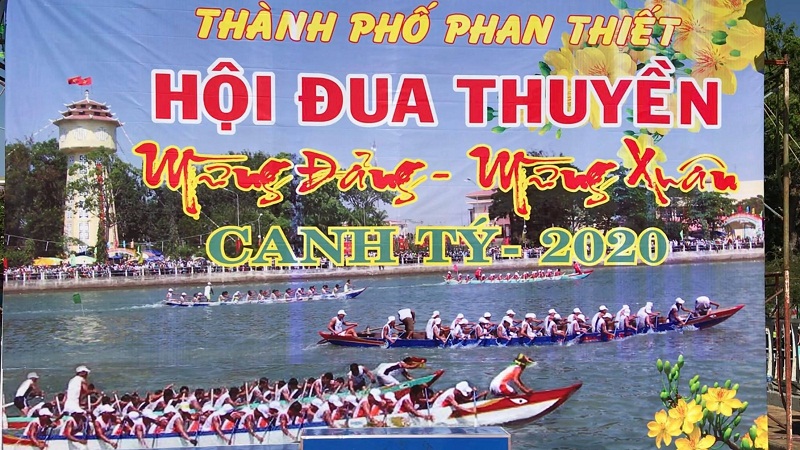 Văn hoá - Náo nhiệt Lễ hội đua thuyền mừng xuân Canh Tý tại Bình Thuận