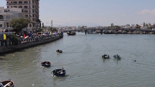 Sự kiện - Bình Thuận chấn chỉnh và xử lý nghiêm hoạt động tàu cá khi xuất bến