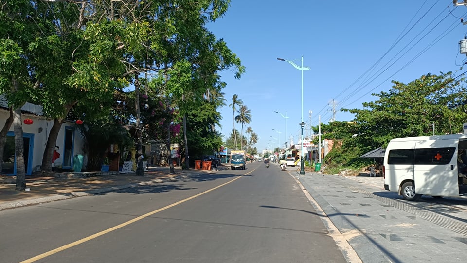 An ninh - Hình sự - Bình Thuận: Hỗn chiến kinh hoàng trước quán bar, ba thanh niên thương vong