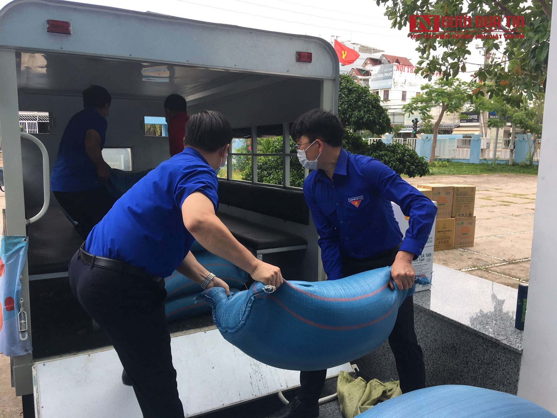 Dân sinh - “Chuyến xe yêu thương” đến với người dân vùng dịch Bình Thuận (Hình 2).