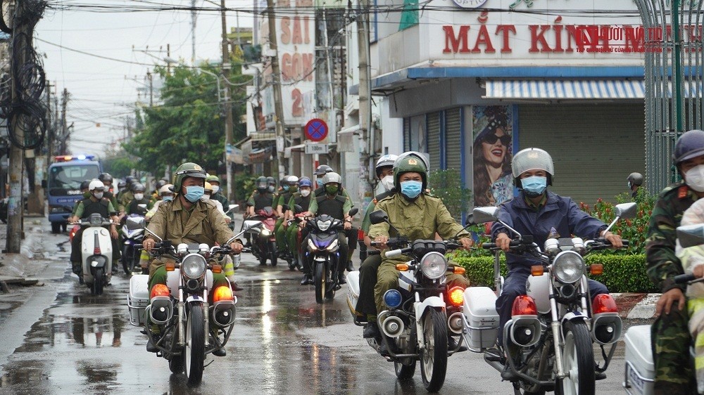 Sự kiện - Công an Tp.Phan Thiết ra quân tuần tra, kiểm soát, xử lý vi phạm Chỉ thị 16 (Hình 7).