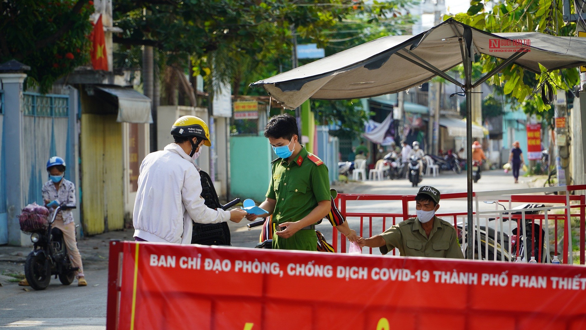 Sự kiện - Bình Thuận: Người dân còn chủ quan, lơ là đây là nguyên nhân phát sinh ổ dịch trong cộng đồng (Hình 2).