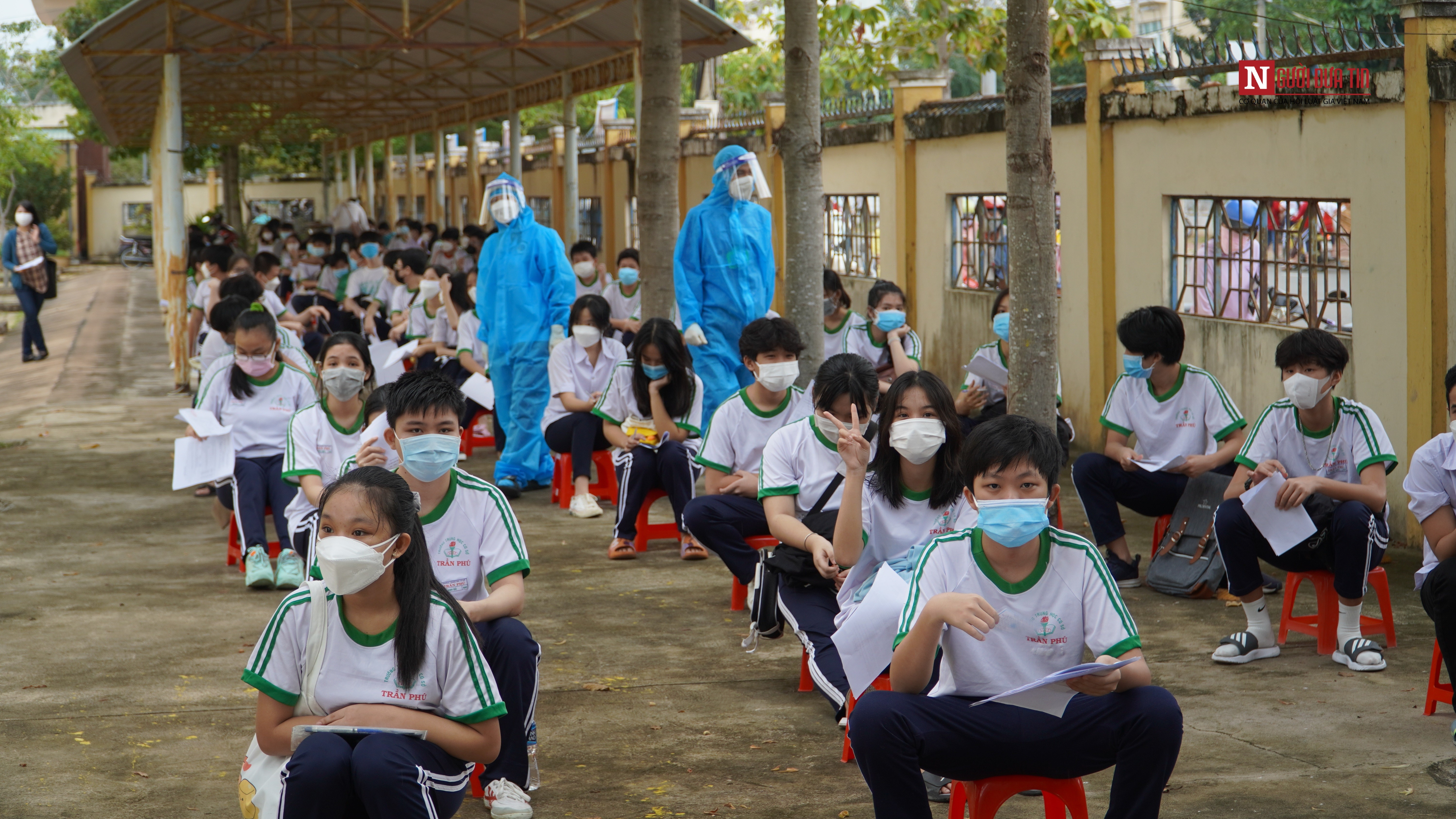 Sự kiện - Bình Thuận: Ngày đầu tiên tiêm vắc-xin cho trẻ em từ 12 đến 17 tuổi (Hình 3).