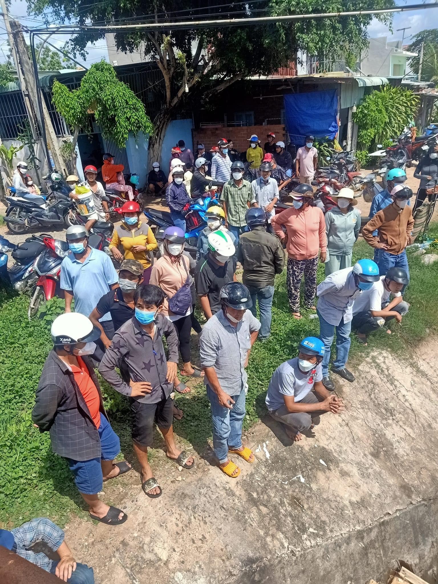 Dân sinh - Bình Thuận: Nhóm học sinh rủ nhau đi đá bóng, tắm kênh, một em mất tích