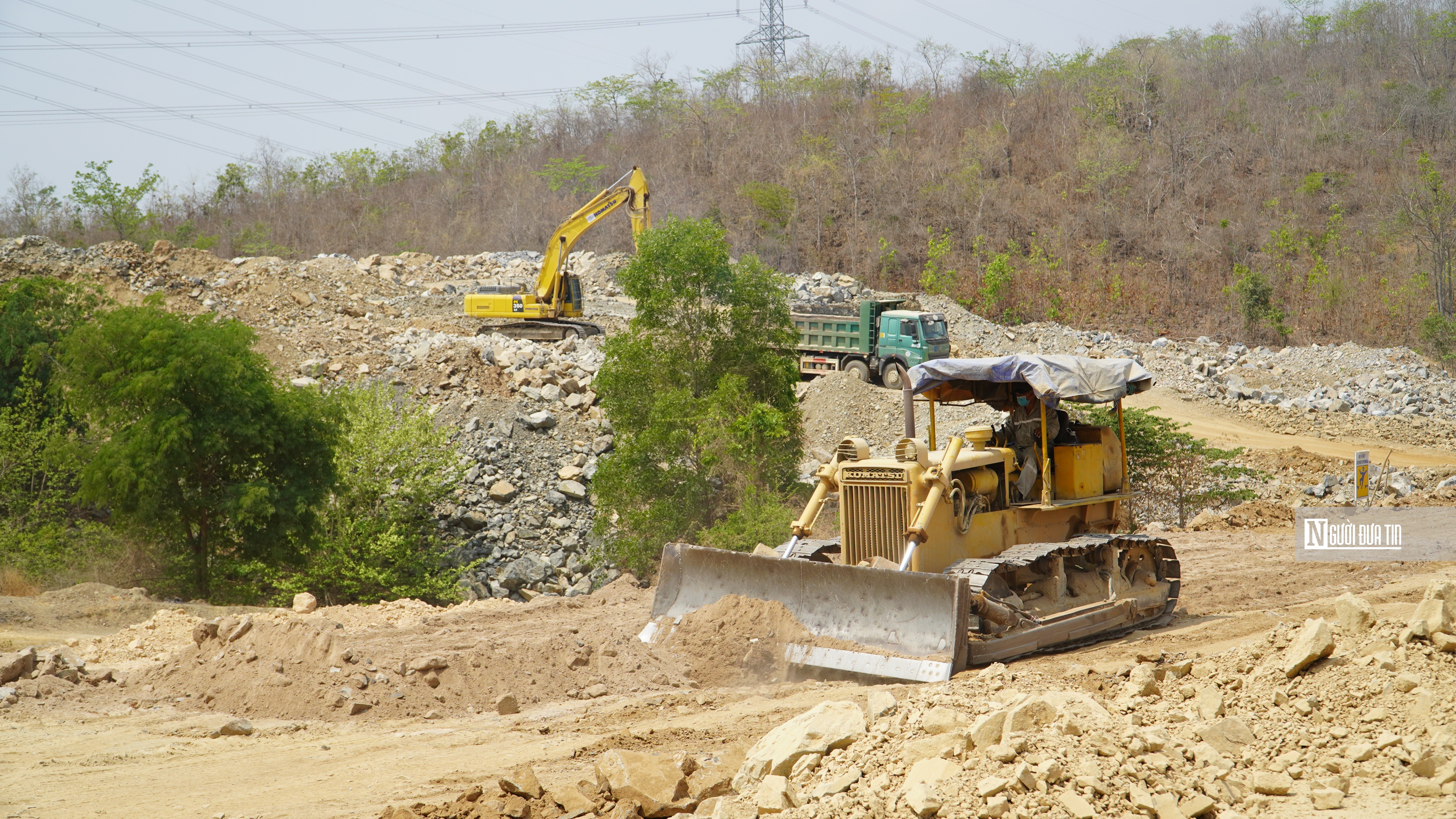 Sự kiện - Cao tốc Vĩnh Hảo - Phan Thiết gấp rút thi công để thông xe dịp Lễ 30/4 (Hình 5).