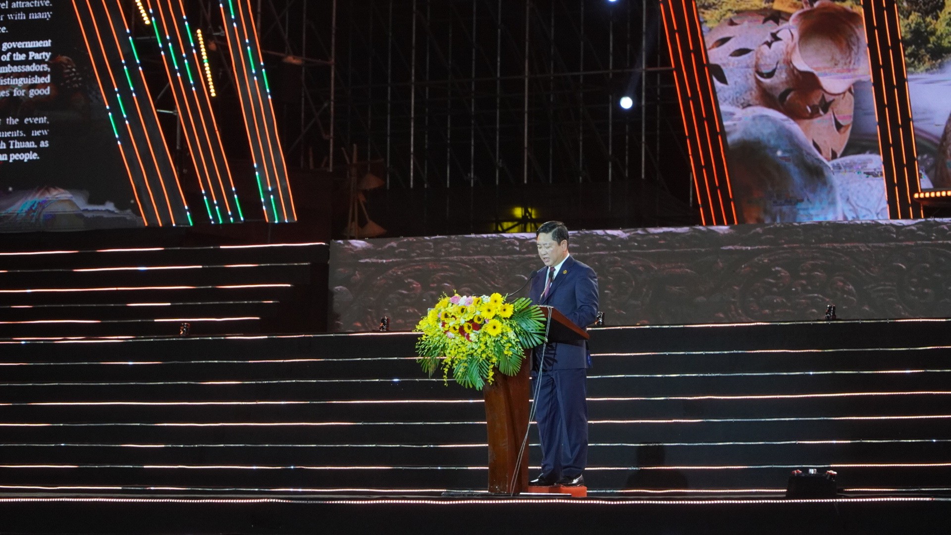 Sự kiện - Chủ tịch nước Võ Văn Thưởng dự Lễ hội Nho – Vang Ninh Thuận năm 2023 (Hình 2).
