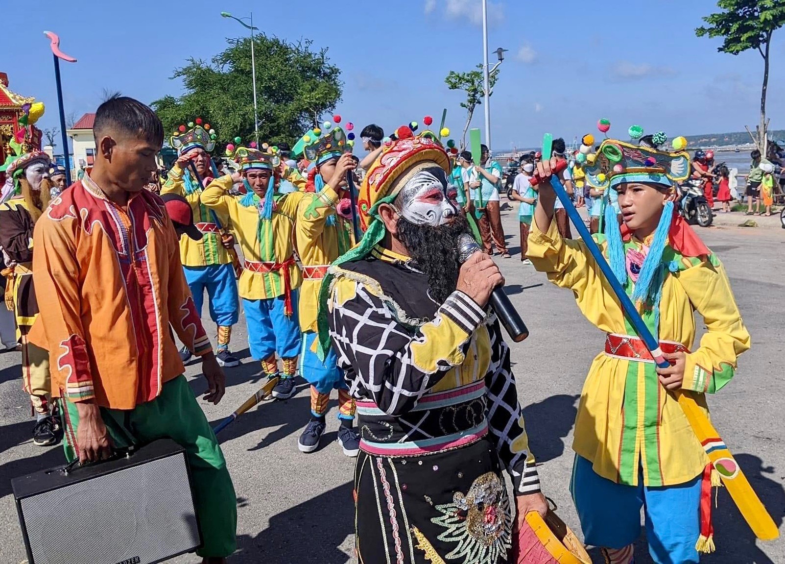 Dân sinh - Độc đáo Lễ hội cầu ngư tại thành phố biển Phan Thiết (Hình 2).