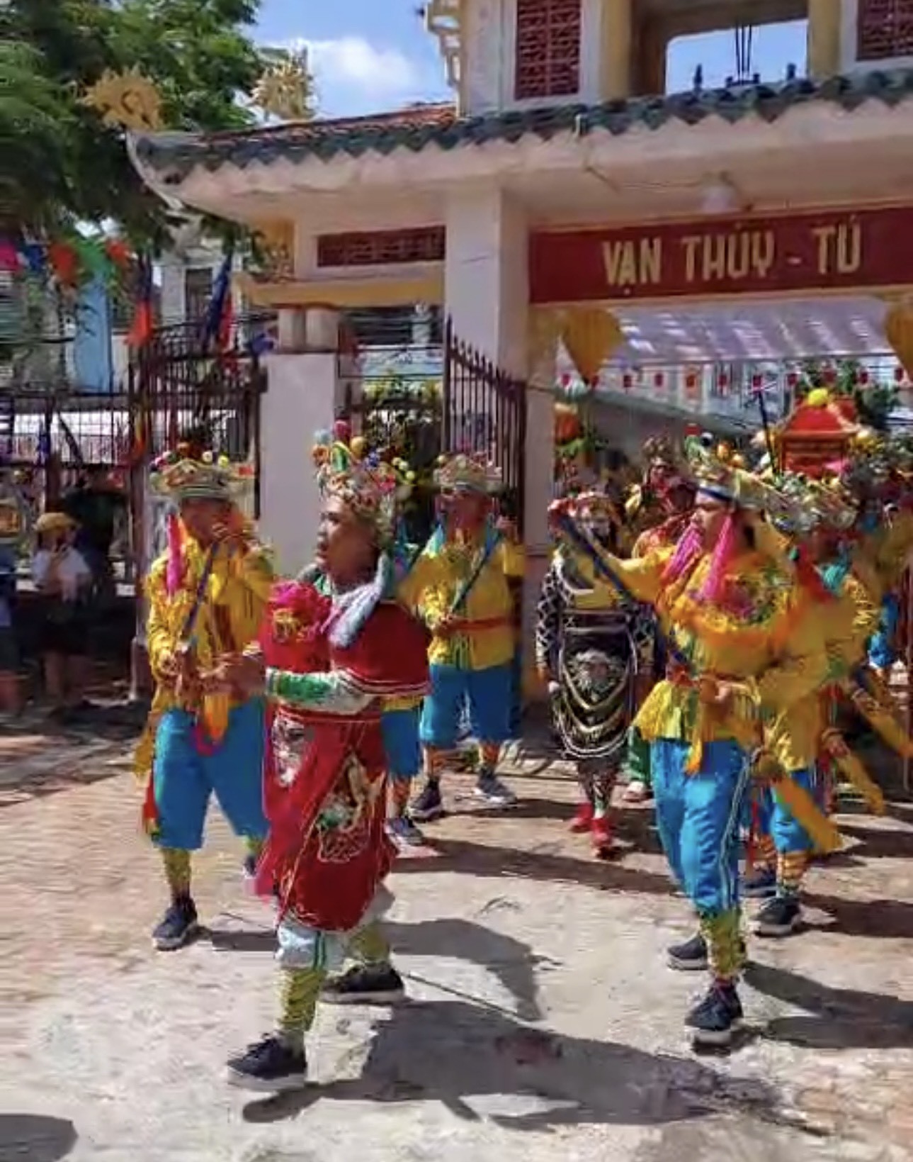Dân sinh - Độc đáo Lễ hội cầu ngư tại thành phố biển Phan Thiết (Hình 6).