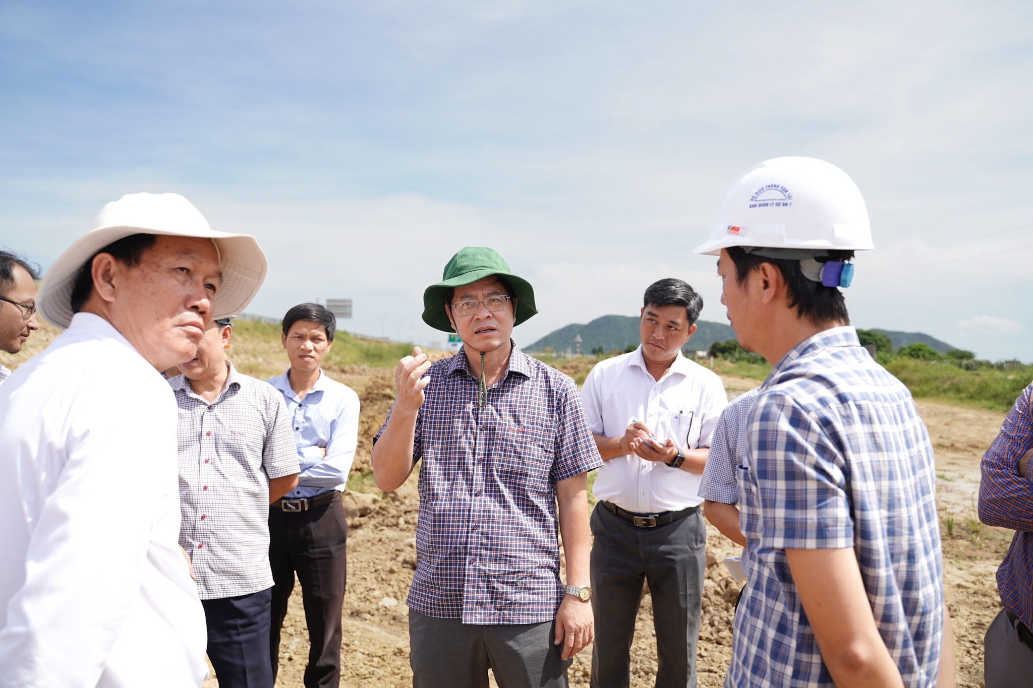 Dân sinh - Bình Thuận kiểm tra hiện trạng đường dân sinh Cao tốc Vĩnh Hảo – Phan Thiết