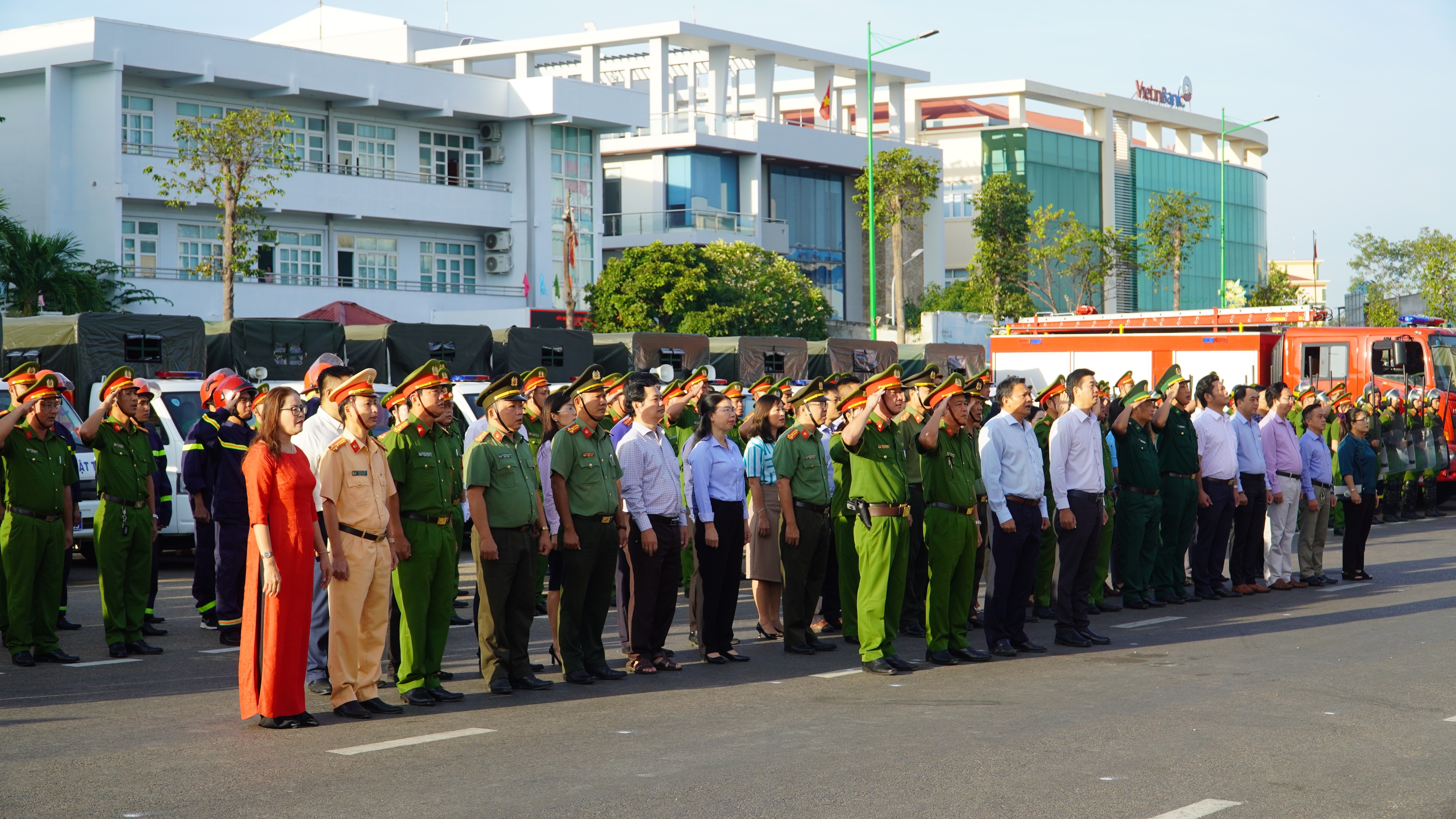 Dân sinh - Bình Thuận: Ra quân cao điểm trấn áp tội phạm dịp Tết Nguyên đán 2024 (Hình 3).