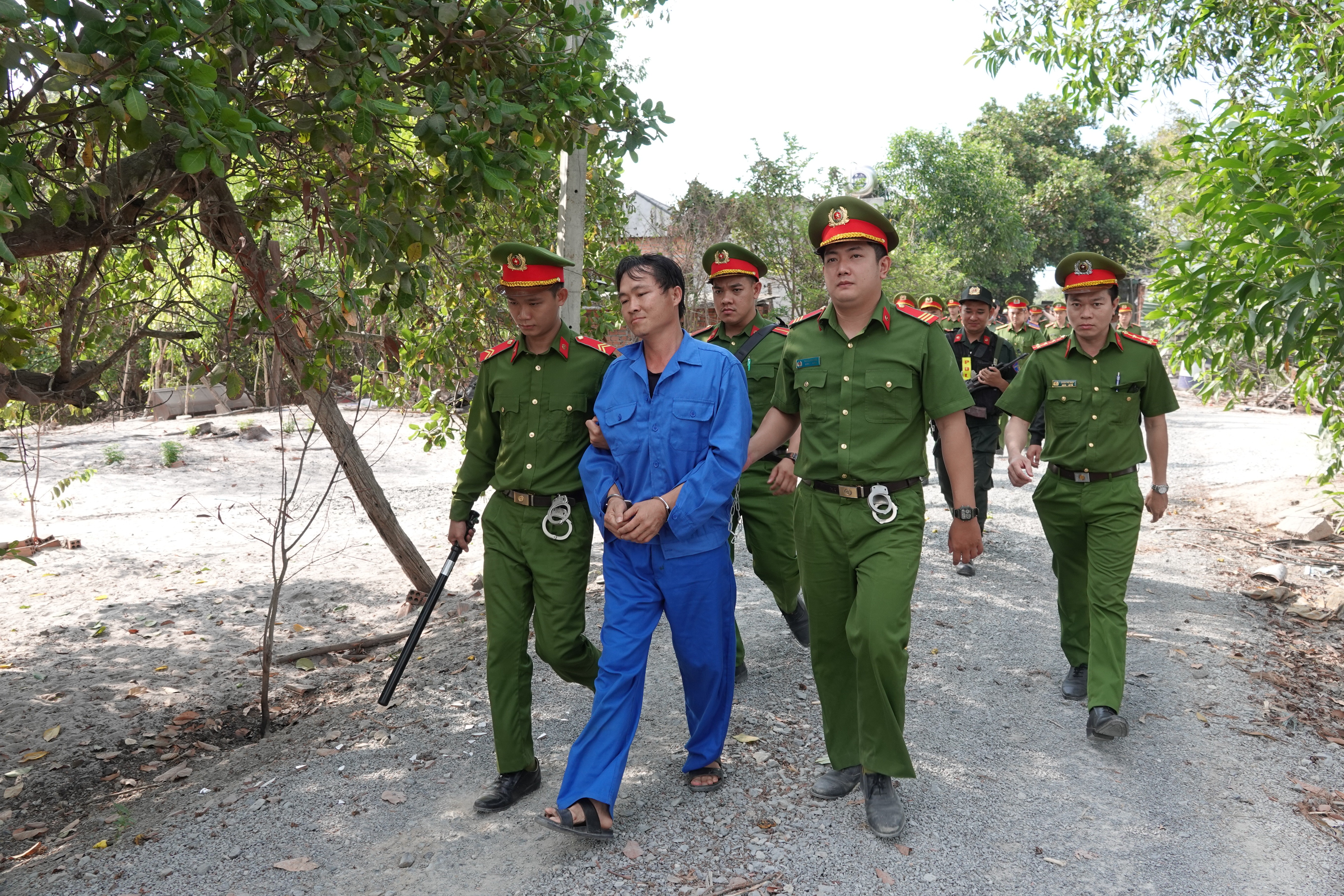 An ninh - Hình sự - Bình Thuận: Khởi tố, bắt tạm giam chủ mỏ khoáng sản (Hình 2).