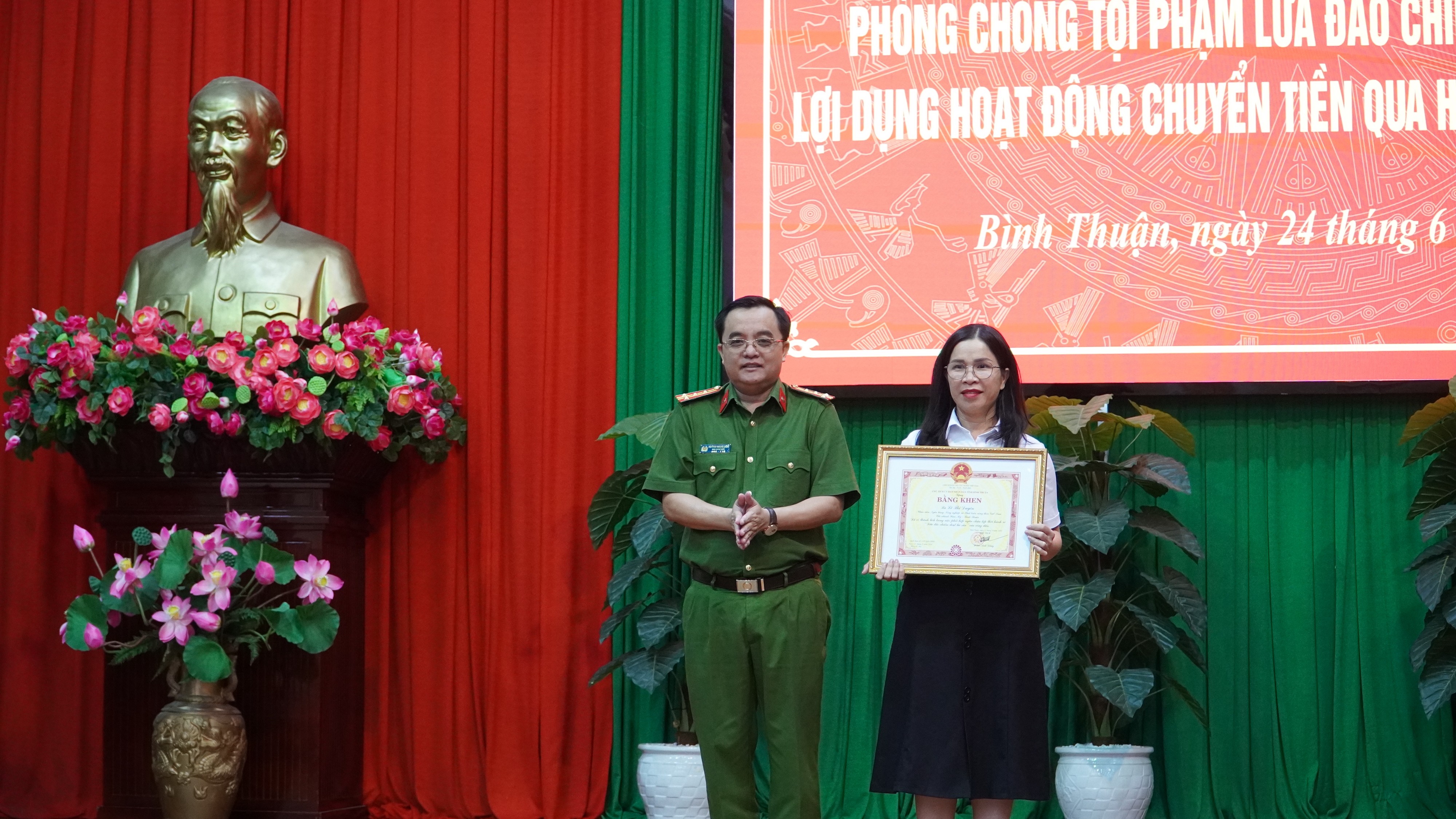 Hồ sơ điều tra - Bình Thuận: Ngăn chặn tội phạm lừa đảo trên không gian mạng (Hình 4).