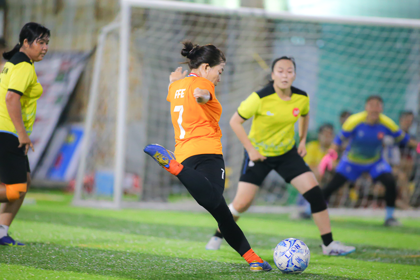 Bóng đá Việt Nam - Kim Hồng toả sáng, FFE vào chung kết S8 Ladies cúp 2109 Football Museum 