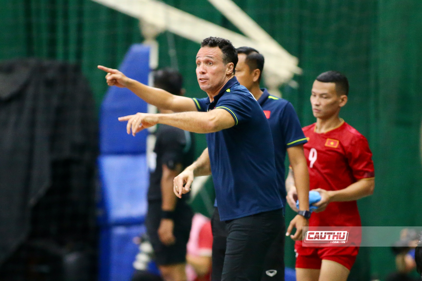 Bóng đá Việt Nam - Tuyển futsal Việt Nam thua đậm vì  đụng những.. 'cây sào' (Hình 8).