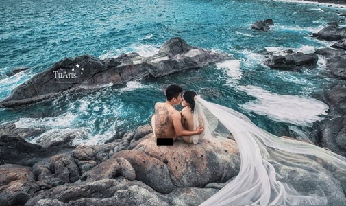 Giải trí - Bộ ảnh cưới nude toàn tập chụp tại Đà Nẵng ‘đại náo’ báo Thái Lan (Hình 3).