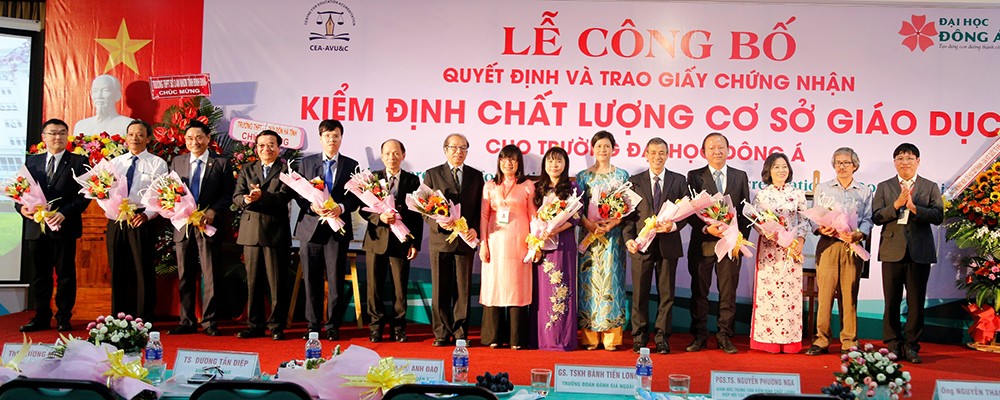 Bộ GD&ĐT tặng bằng khen cho trường đại học Đông Á (Hình 2).