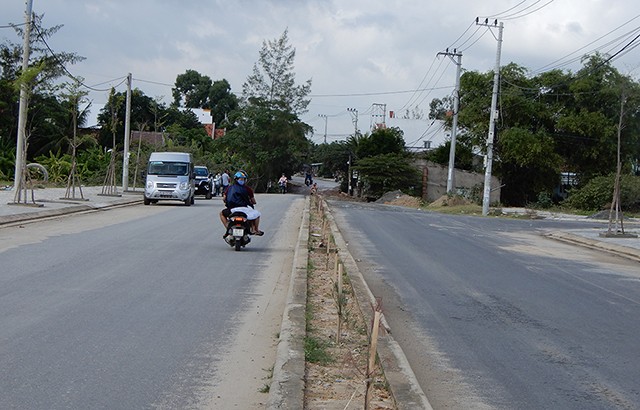 Đầu tư - Quảng Nam đổi 105ha đất làm 1,9km đường: Lãnh đạo tỉnh phân trần (Hình 2).