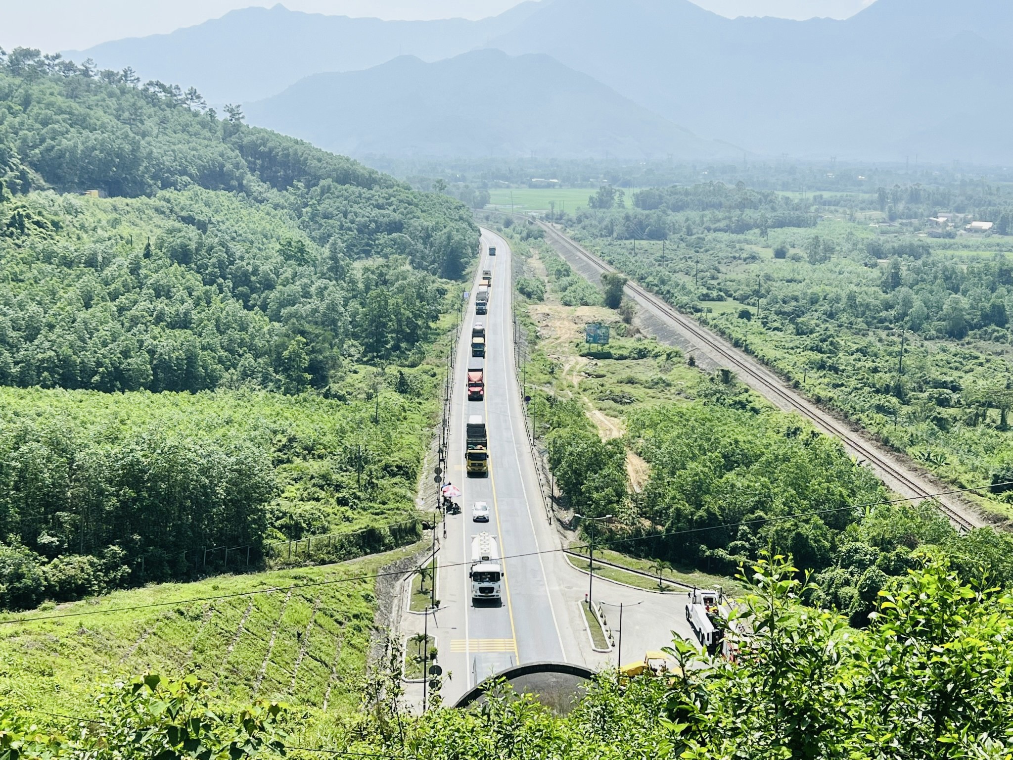 Sự kiện - Lưu thông xe hai chiều sau thời gian sửa chữa hầm Phước Tượng