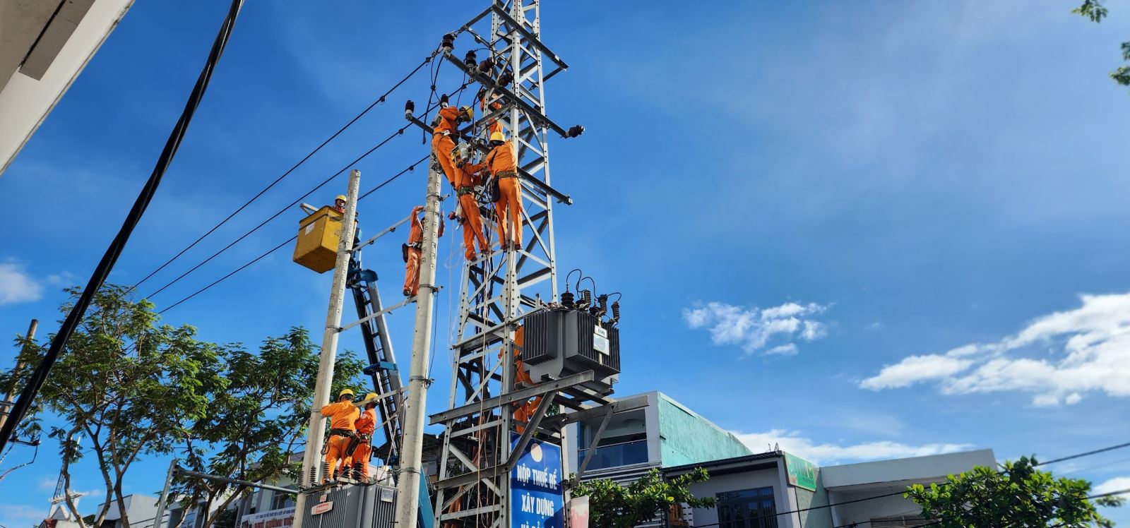 Dân sinh - Tp.Đà Nẵng: Cam kết không cắt điện dịp Tết Nguyên đán (Hình 2).