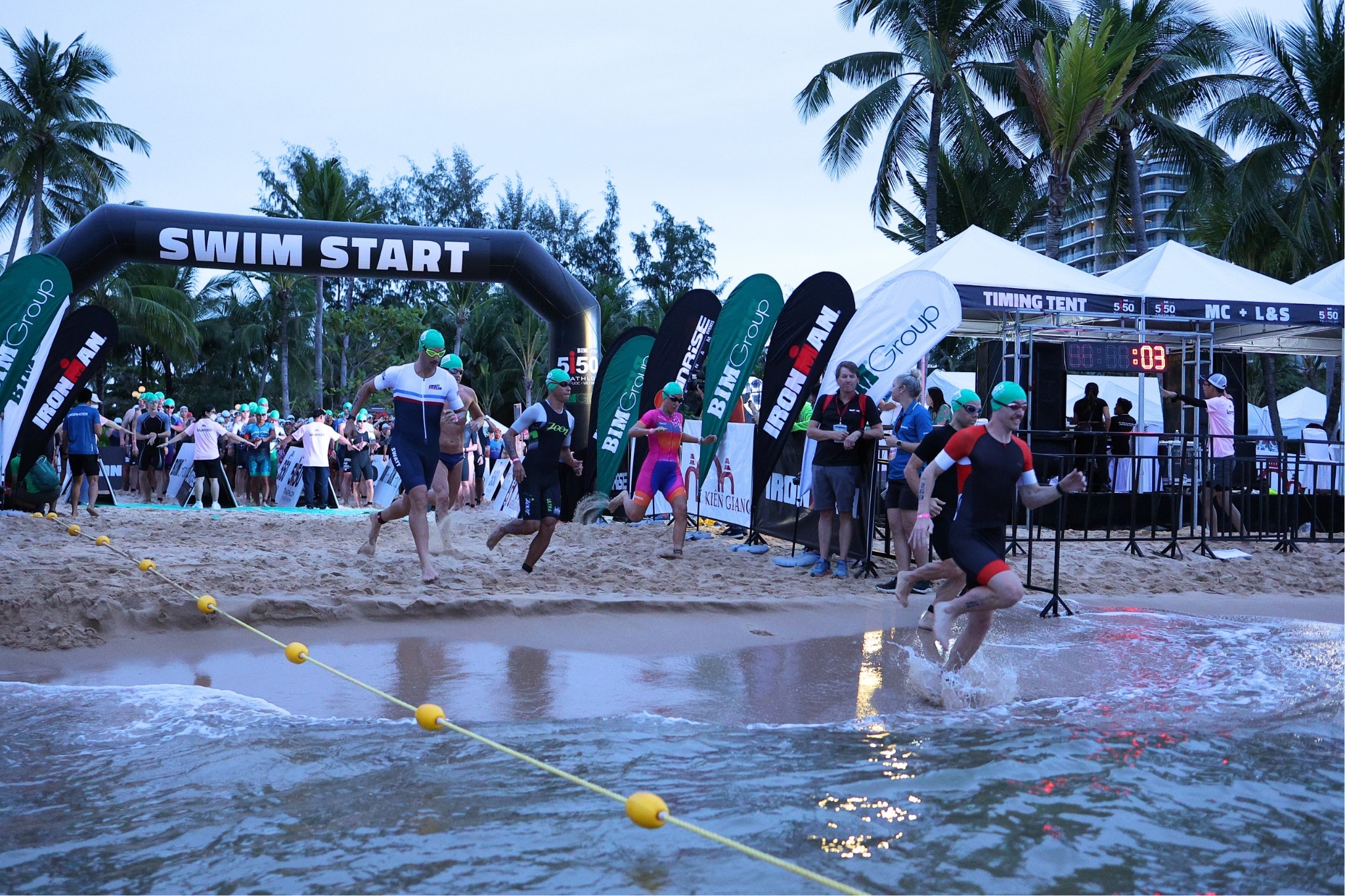 Sự kiện - Các nhà vô địch giải Ironman 70.3 Việt Nam 