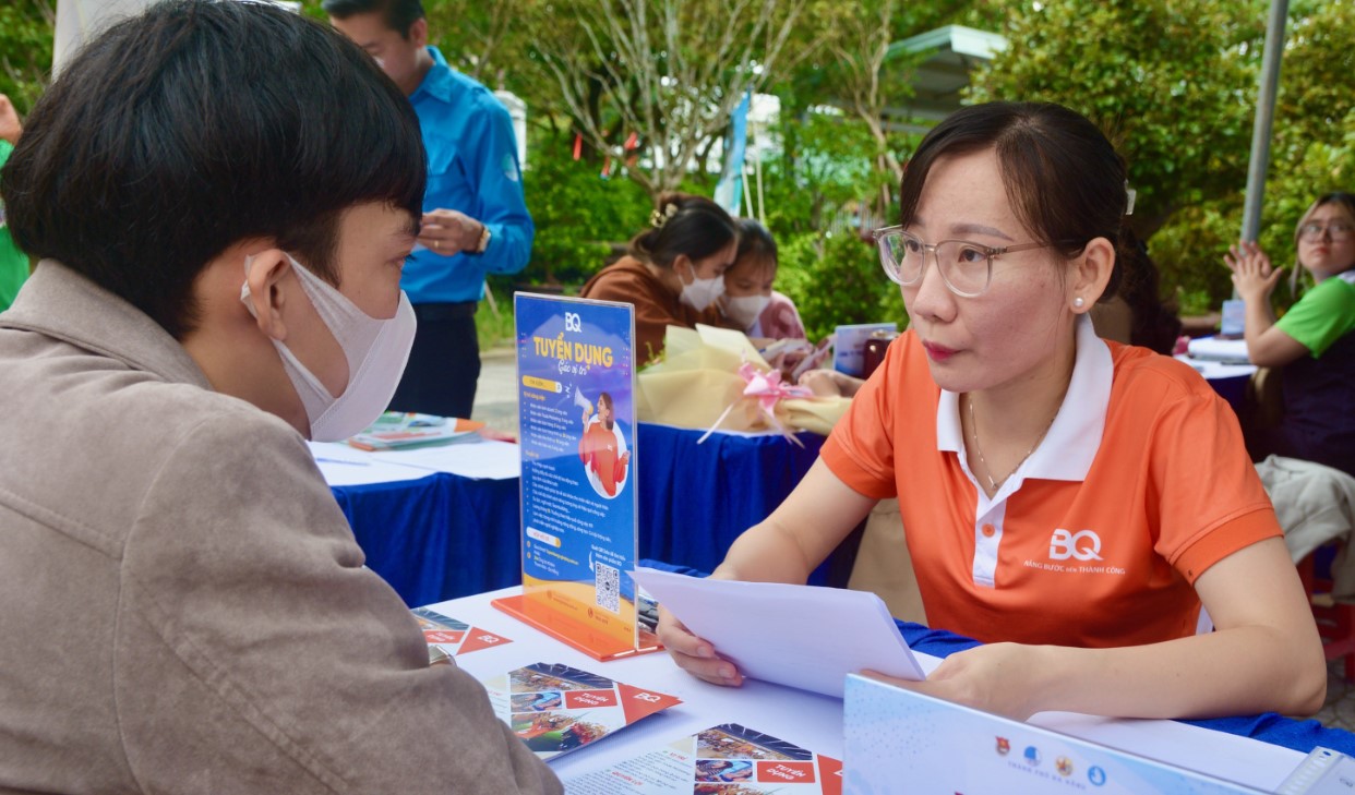 Kinh tế vĩ mô - Đà Nẵng: Trung bình mỗi lao động được vay 66 triệu đồng để giải quyết việc làm