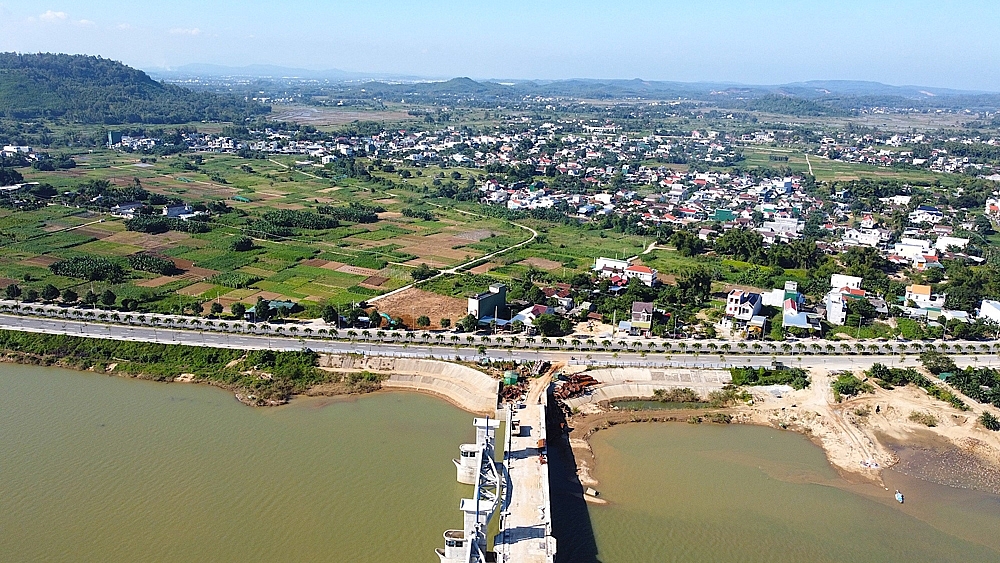 Doanh nghiệp phản ánh sai phạm đấu giá khoáng sản, Sở NN&MT Quảng Ngãi lên tiếng- Ảnh 2. Doanh nghiệp phản ánh sai phạm đấu giá khoáng sản, Sở NN&MT Quảng Ngãi lên tiếng- Ảnh 2.