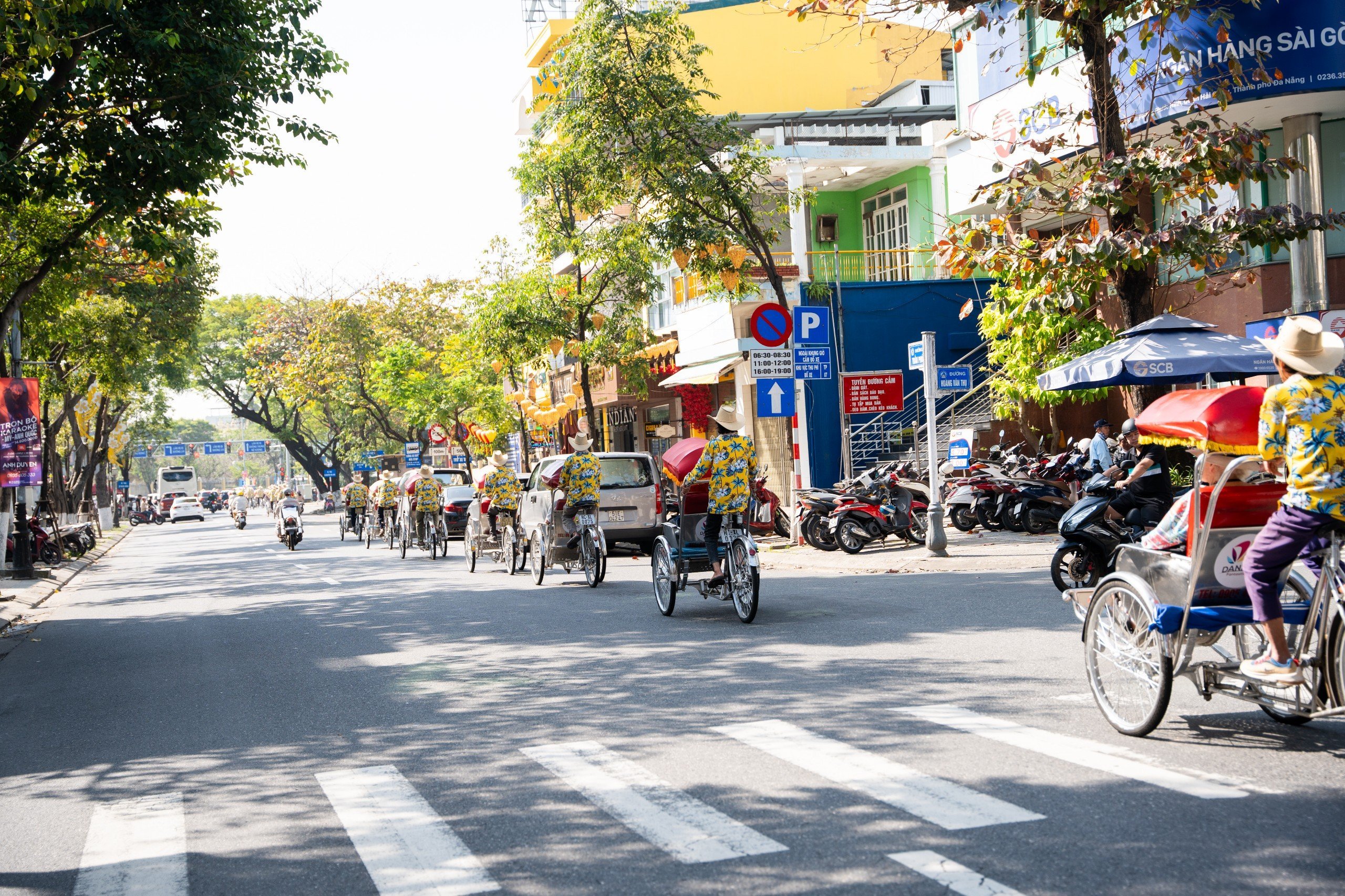 Dân sinh - Thú vị khám phá không khí Tết Đà Nẵng trên xích lô (Hình 7).