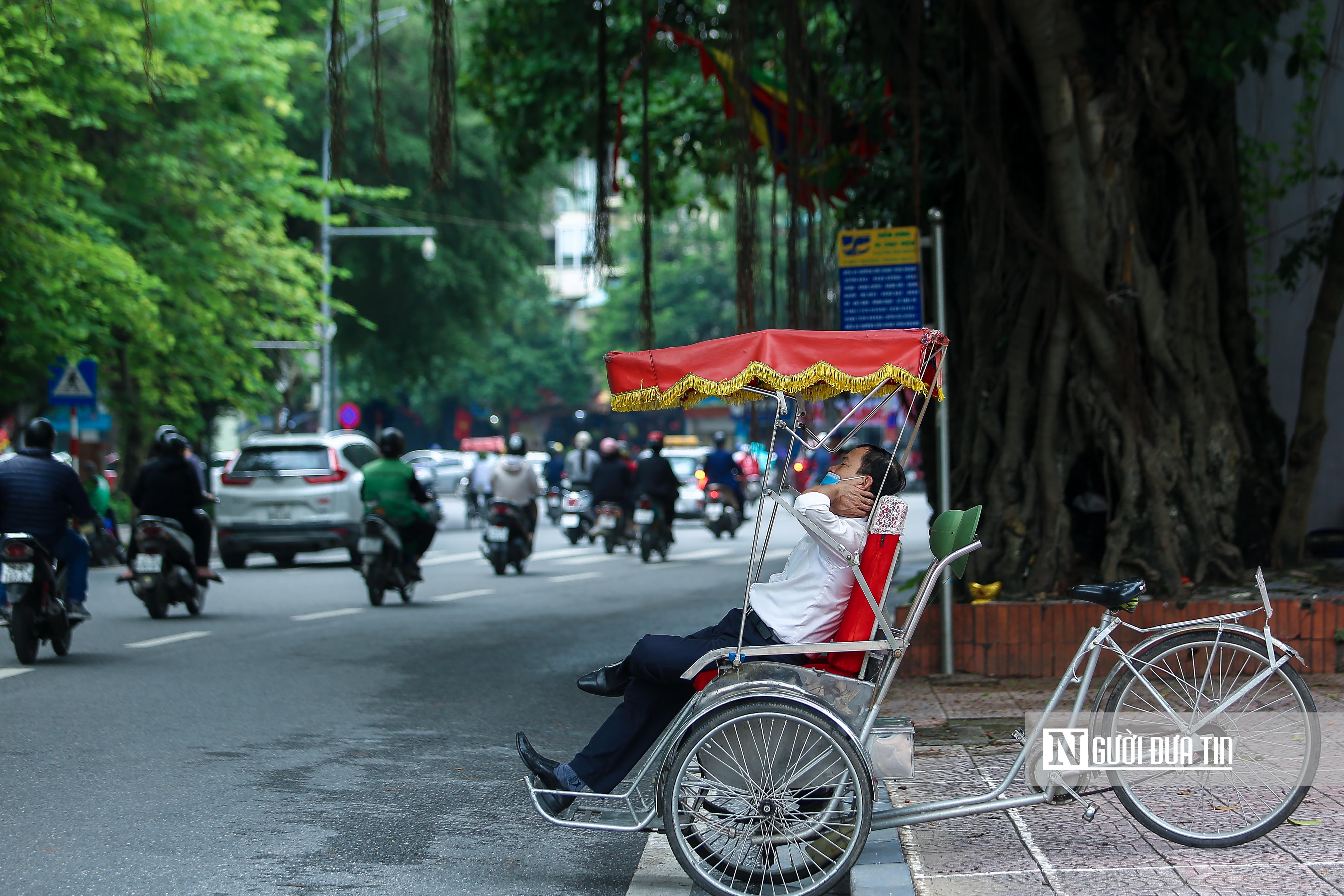 Kinh tế vĩ mô - Doanh nghiệp du lịch cạn tiền, khó 'cầm cự' thêm 3 tháng