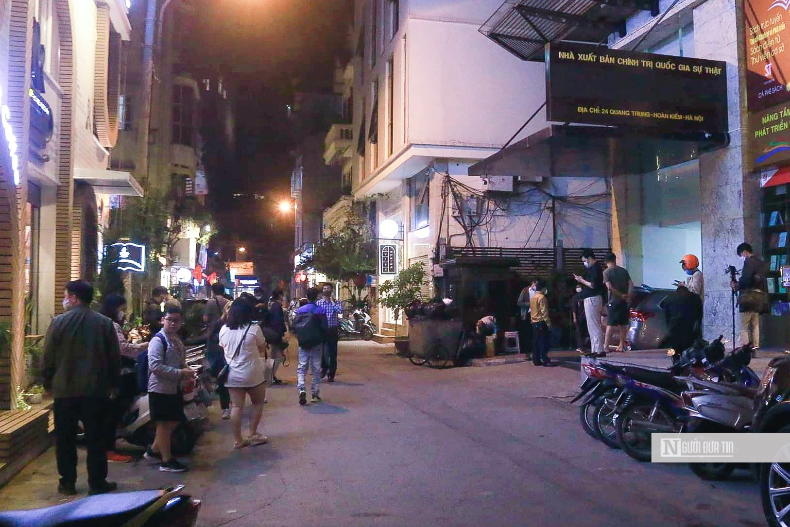 An ninh - Hình sự - Khám xét trụ sở Tân Hoàng Minh