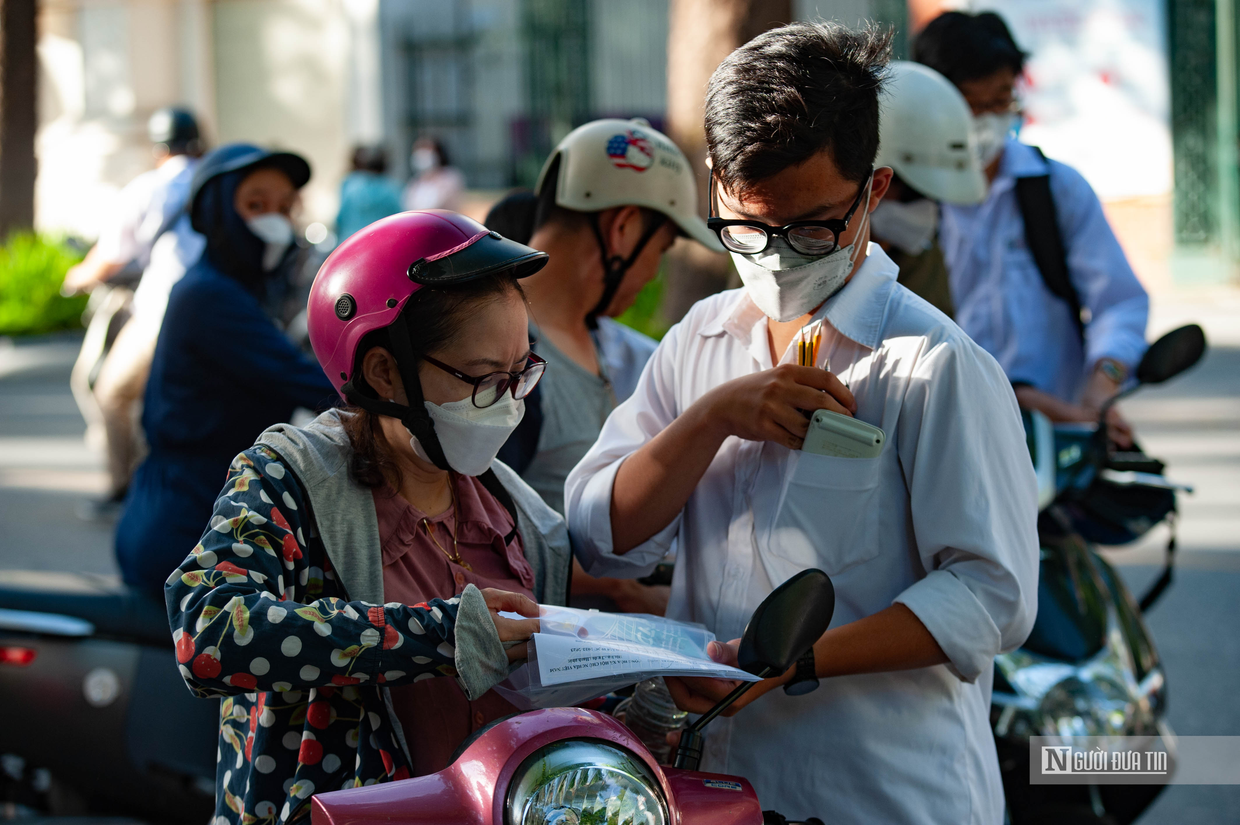 Giáo dục - Thi vào 10 ở Hà Nội: 8 điểm trong tầm tay, sĩ tử cạnh tranh điểm 9-10 (Hình 2).