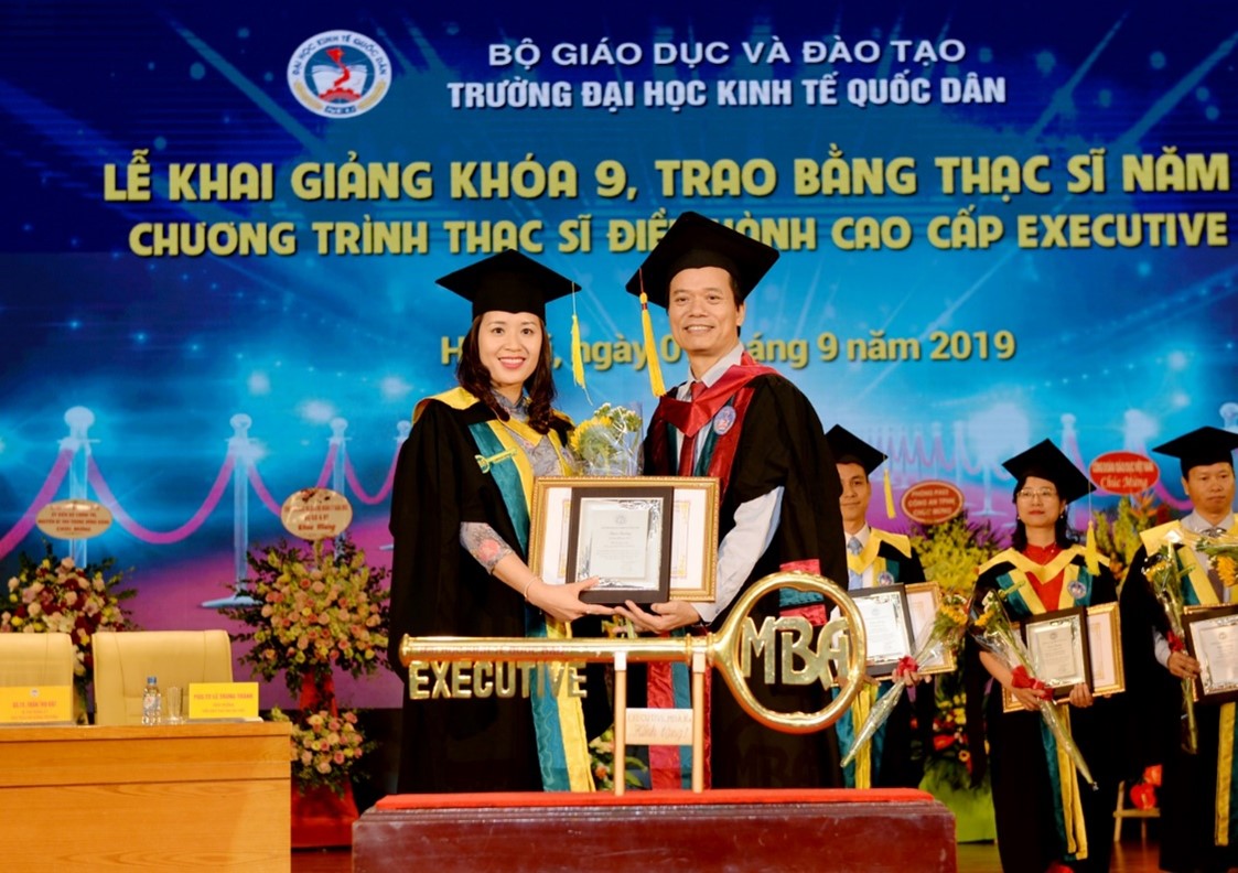 Giáo dục - Loại bỏ quan niệm 'học Tiến sĩ'