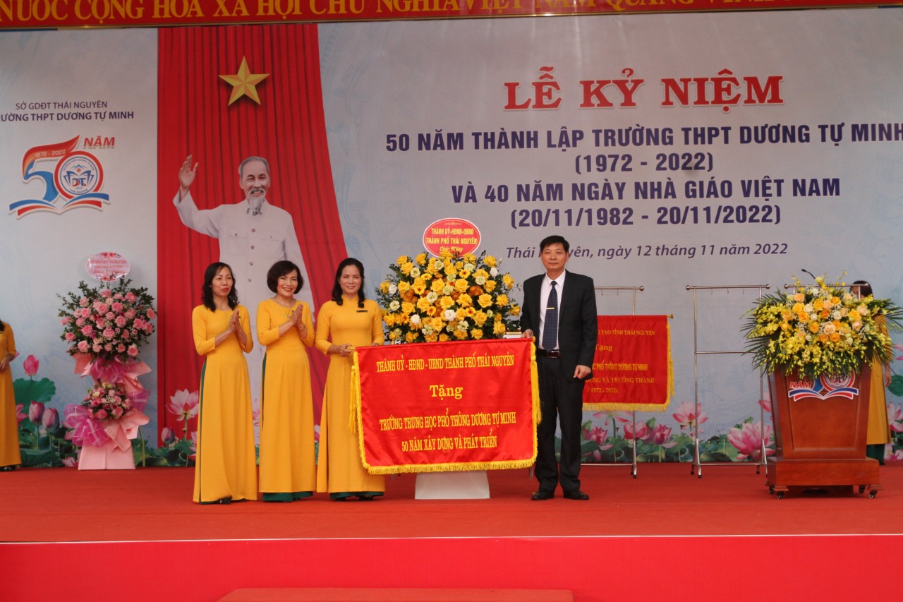 Giáo dục - Trường THPT Dương Tự Minh kỷ niệm 50 năm ngày thành lập 