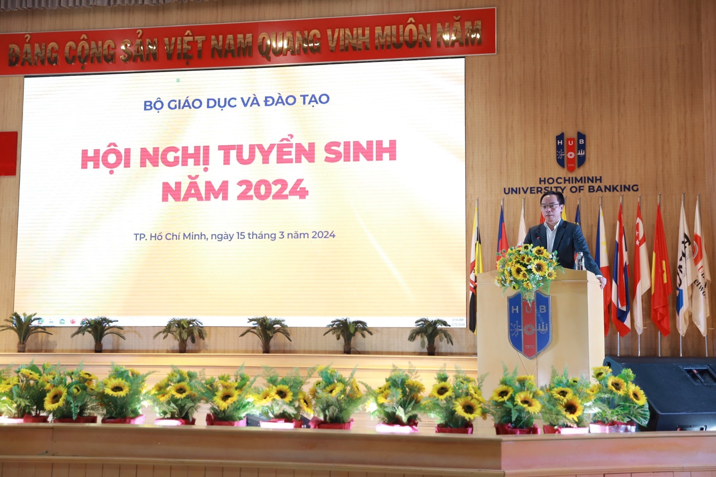 Giáo dục - Kinh doanh và Quản lý là ngành có tỉ lệ tuyển sinh cao nhất năm 2023 (Hình 3).