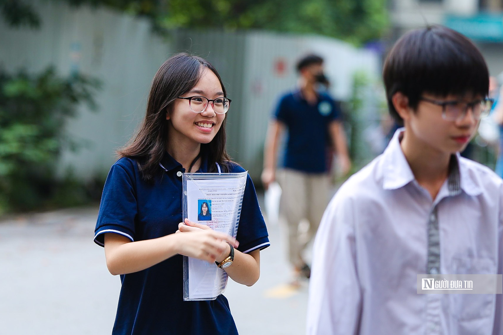 Thi vào 10 tại Hà Nội: Sĩ tử lo lắng vì phòng thi không có đồng hồ