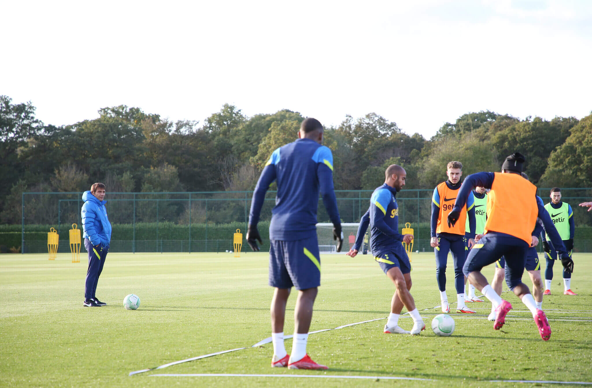 Bóng đá Anh - Tuần đầu tiên của Antonio Conte ở Tottenham: Tập luyện đến chết (Hình 2).