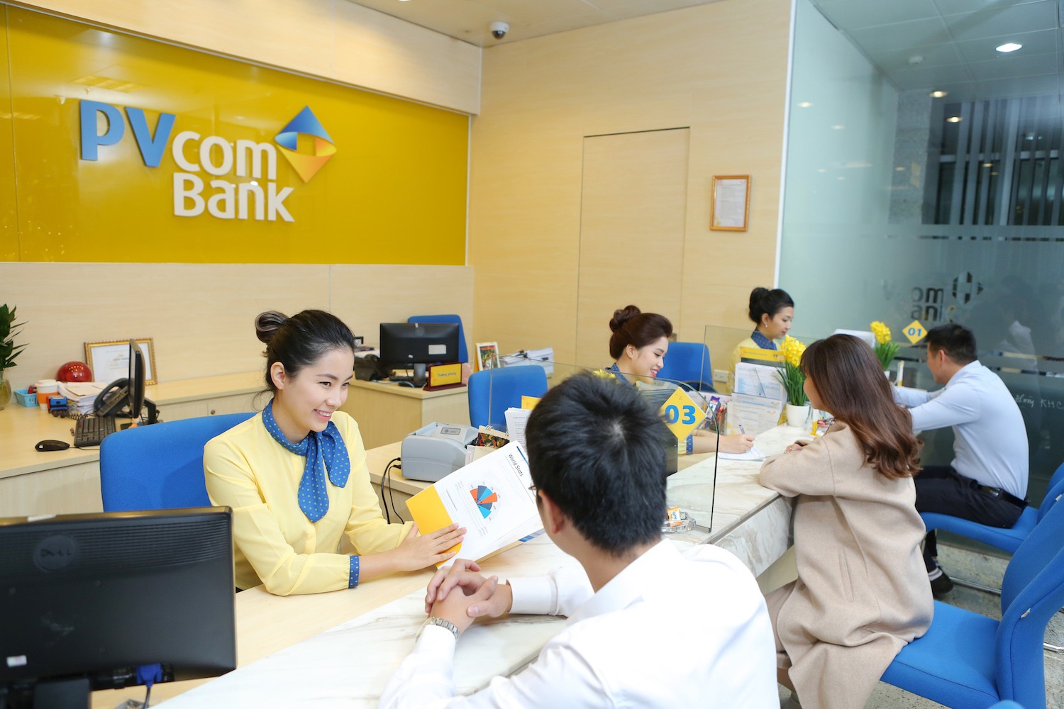 Ai sẽ ngồi 'ghế nóng' PVcomBank? 