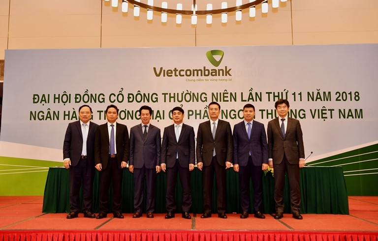 Vietcombank: Tại sao lợi nhuận liên tục phá đỉnh, cổ tức lại lao dốc? (Hình 2).