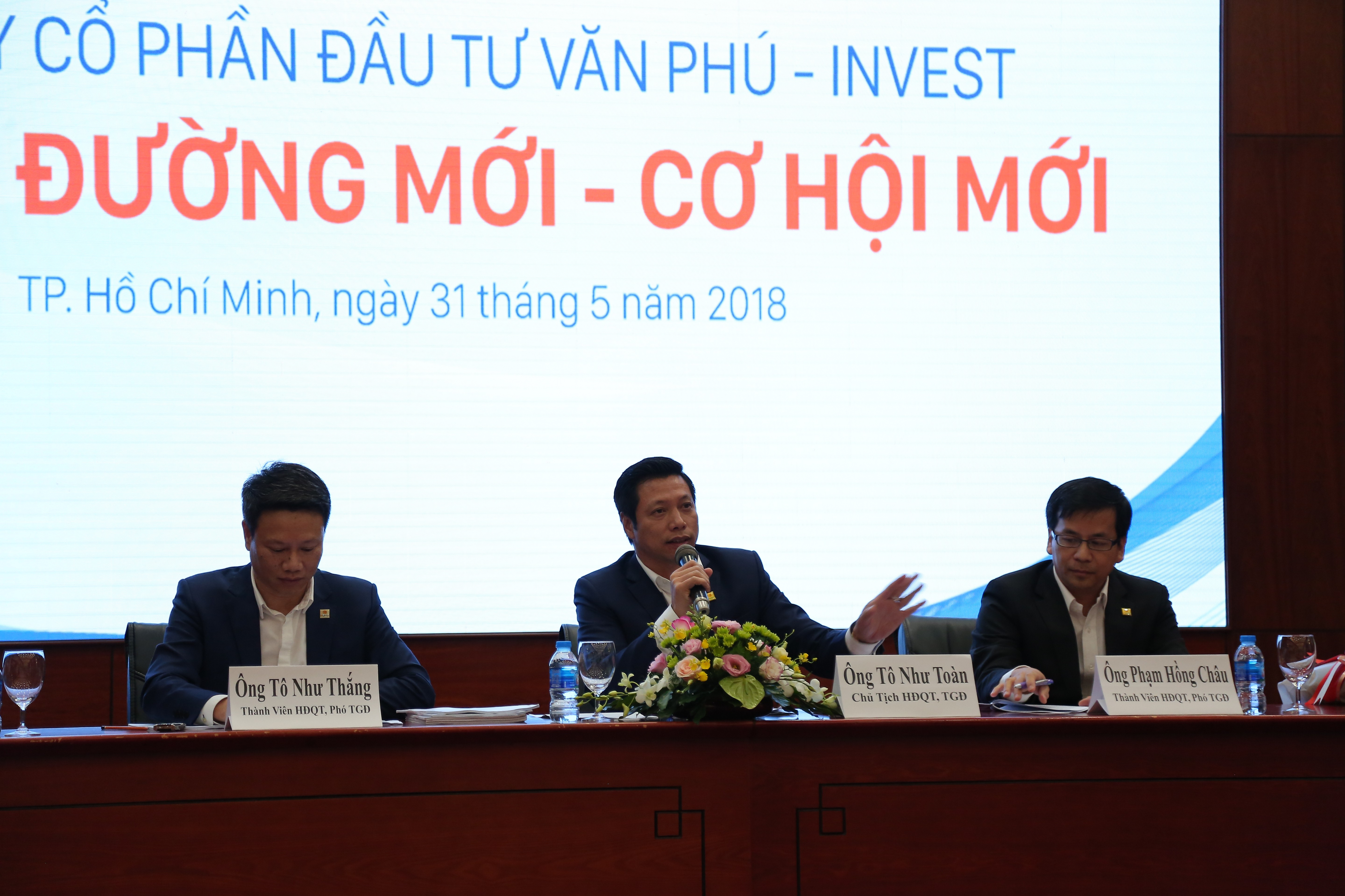 Đại gia bất động sản Văn Phú Invest 'chuyển nhà'